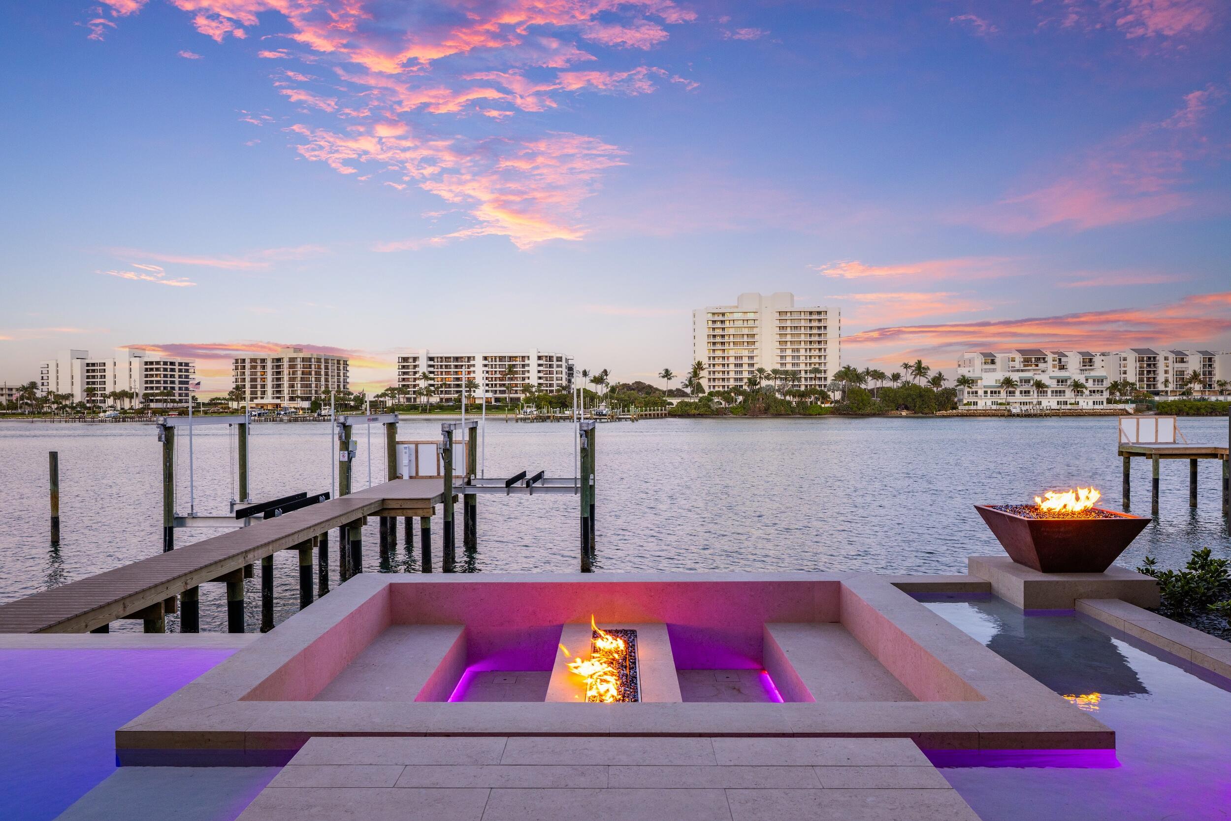 JUPITER HEIGHTS - Residential