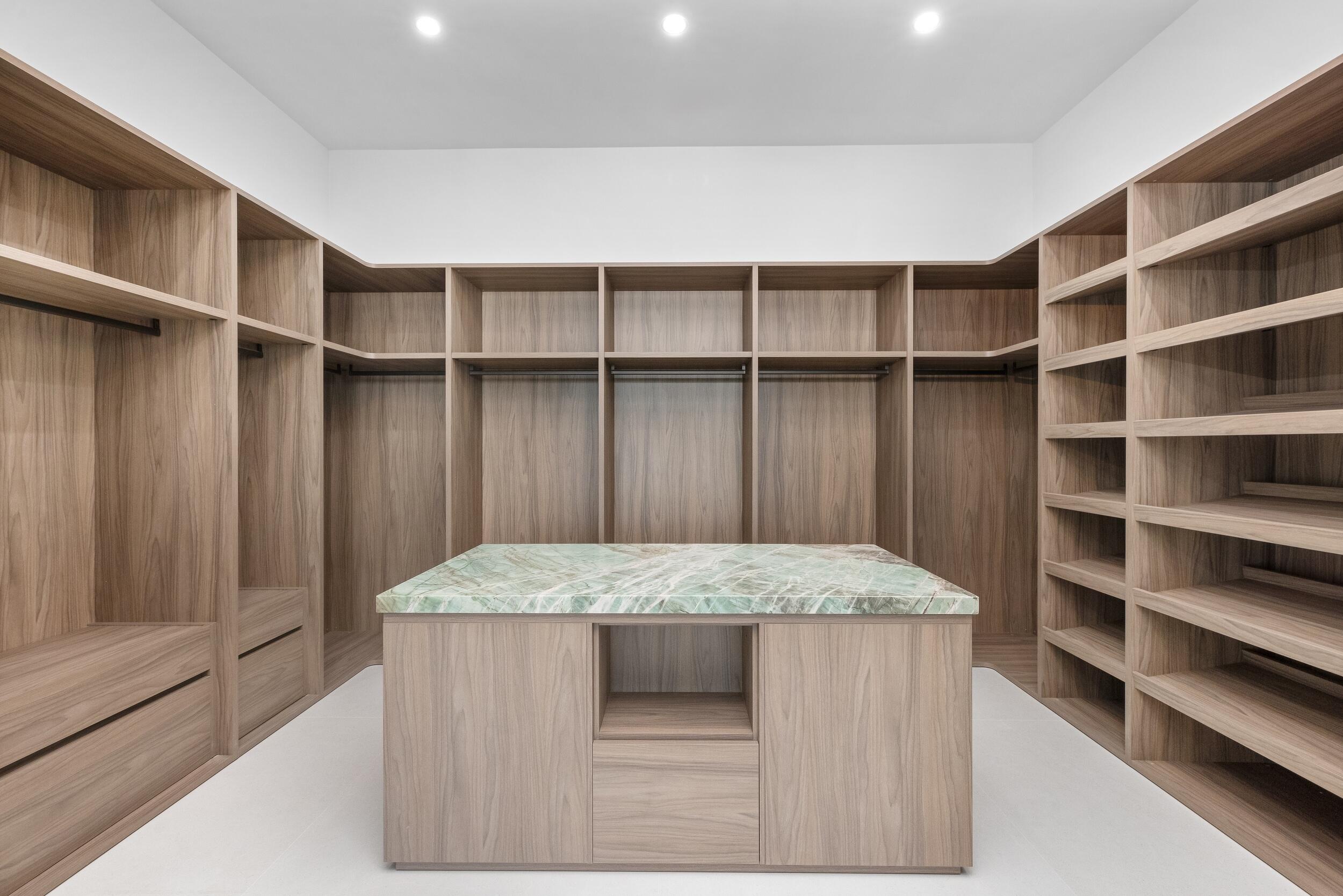 JUPITER HEIGHTS - Residential