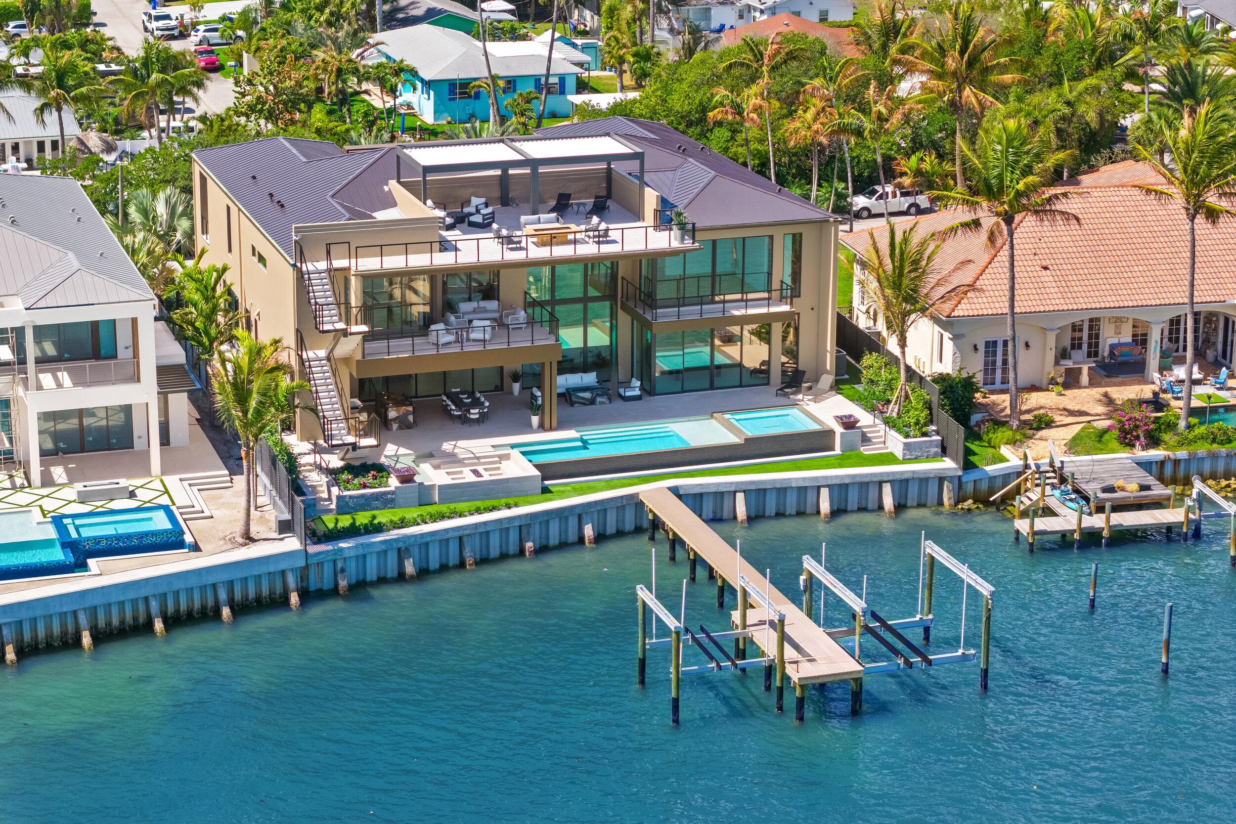 JUPITER HEIGHTS - Residential