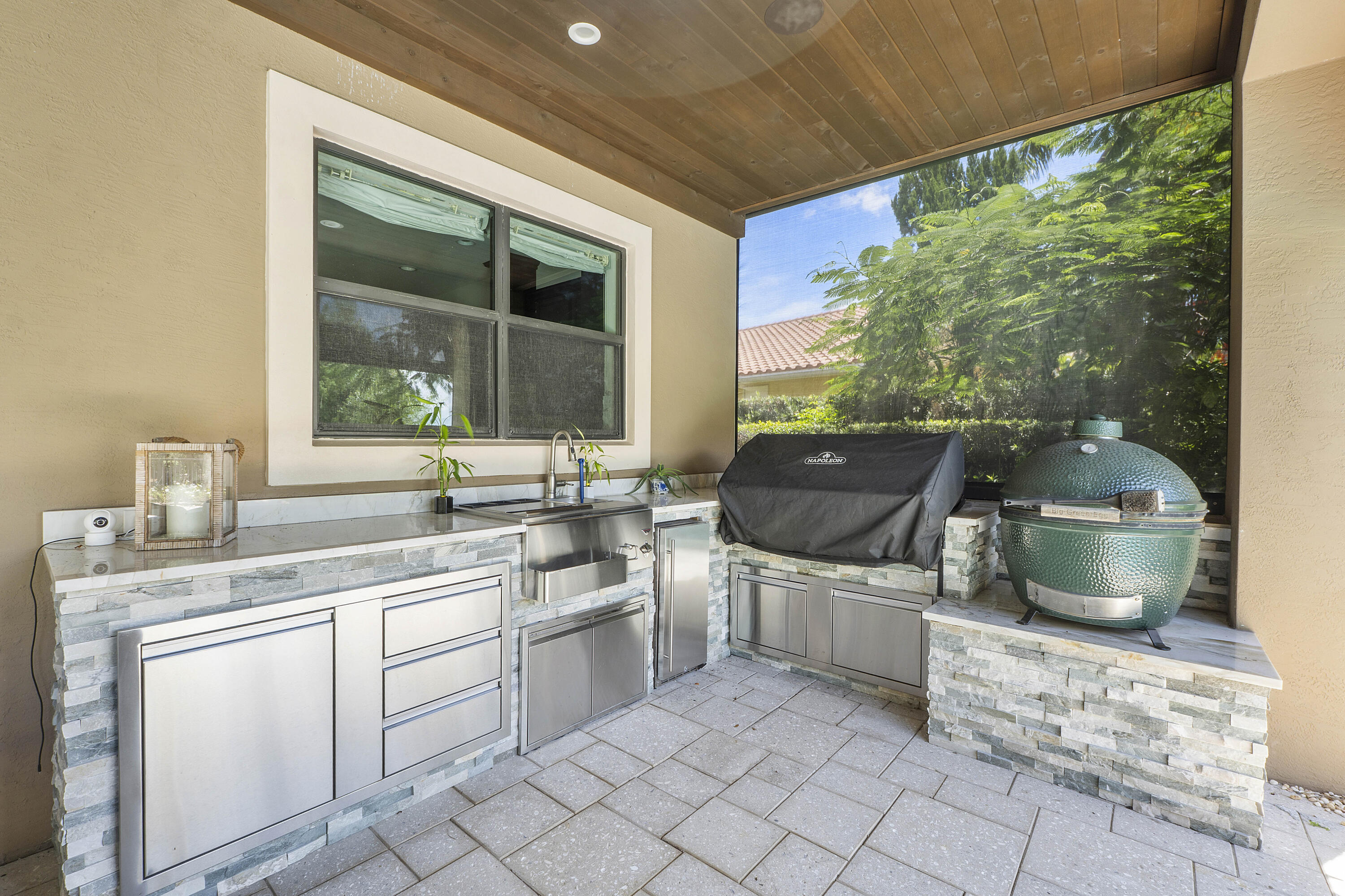 PARKLAND GOLF AND COUNTRY CLUB - Residential Lease