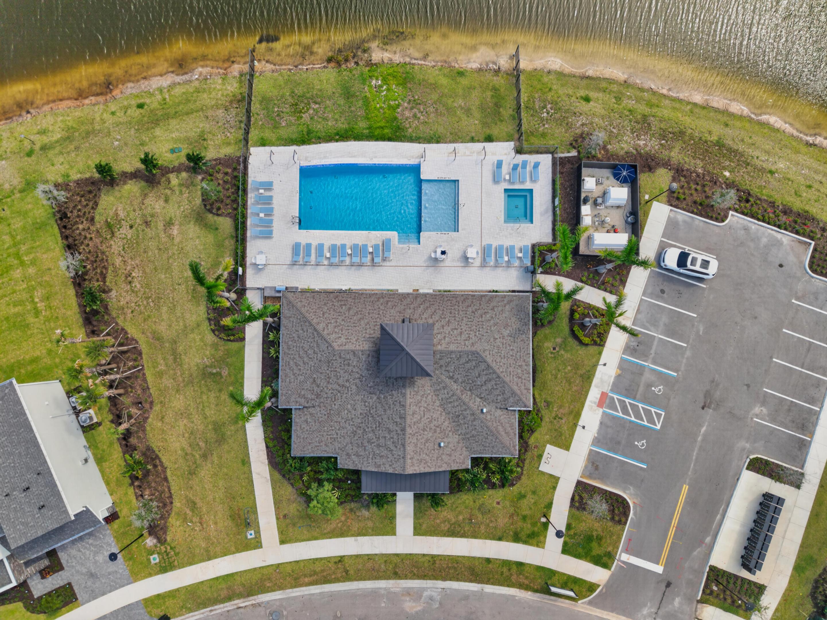 SOUTHERN GROVE PARCEL 28 REPLAT - Residential