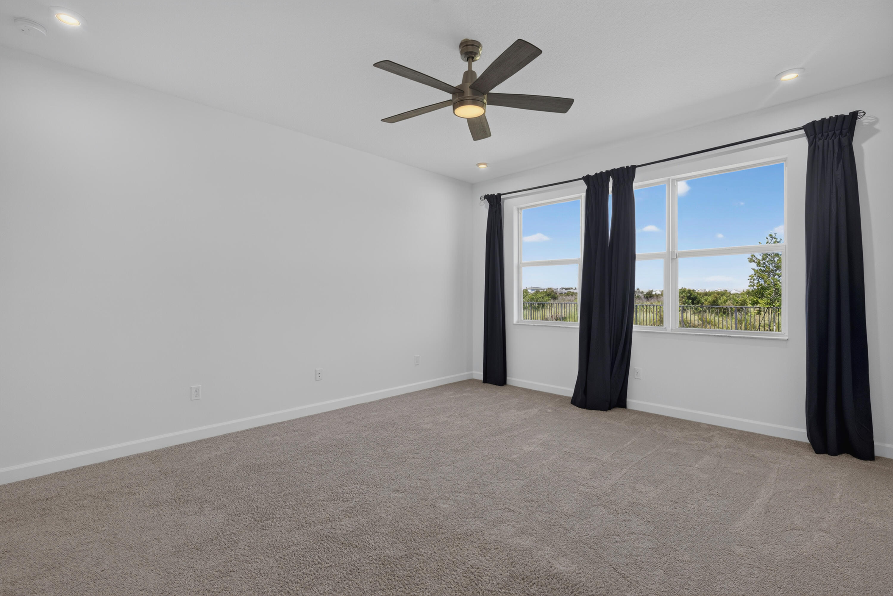 SOUTHERN GROVE PARCEL 28 REPLAT - Residential