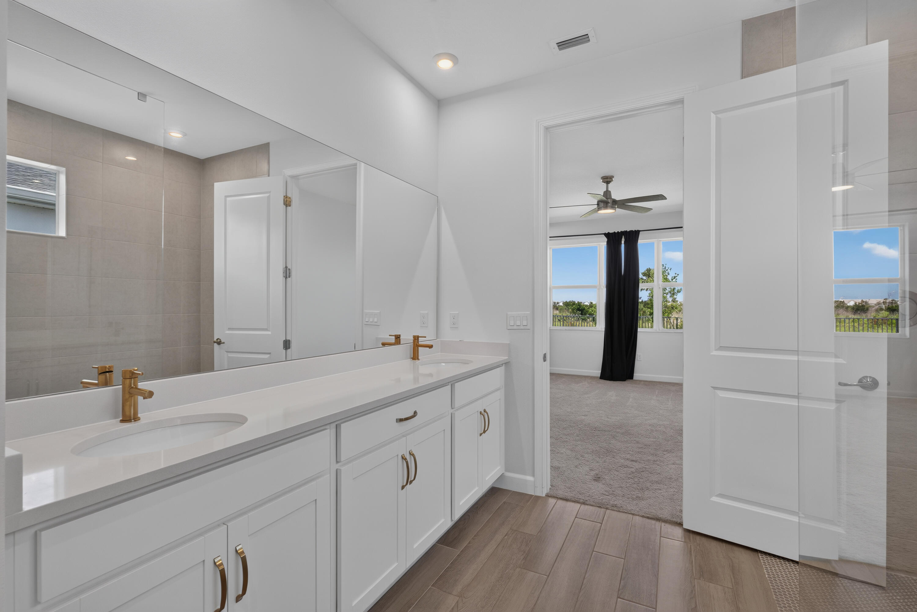 SOUTHERN GROVE PARCEL 28 REPLAT - Residential