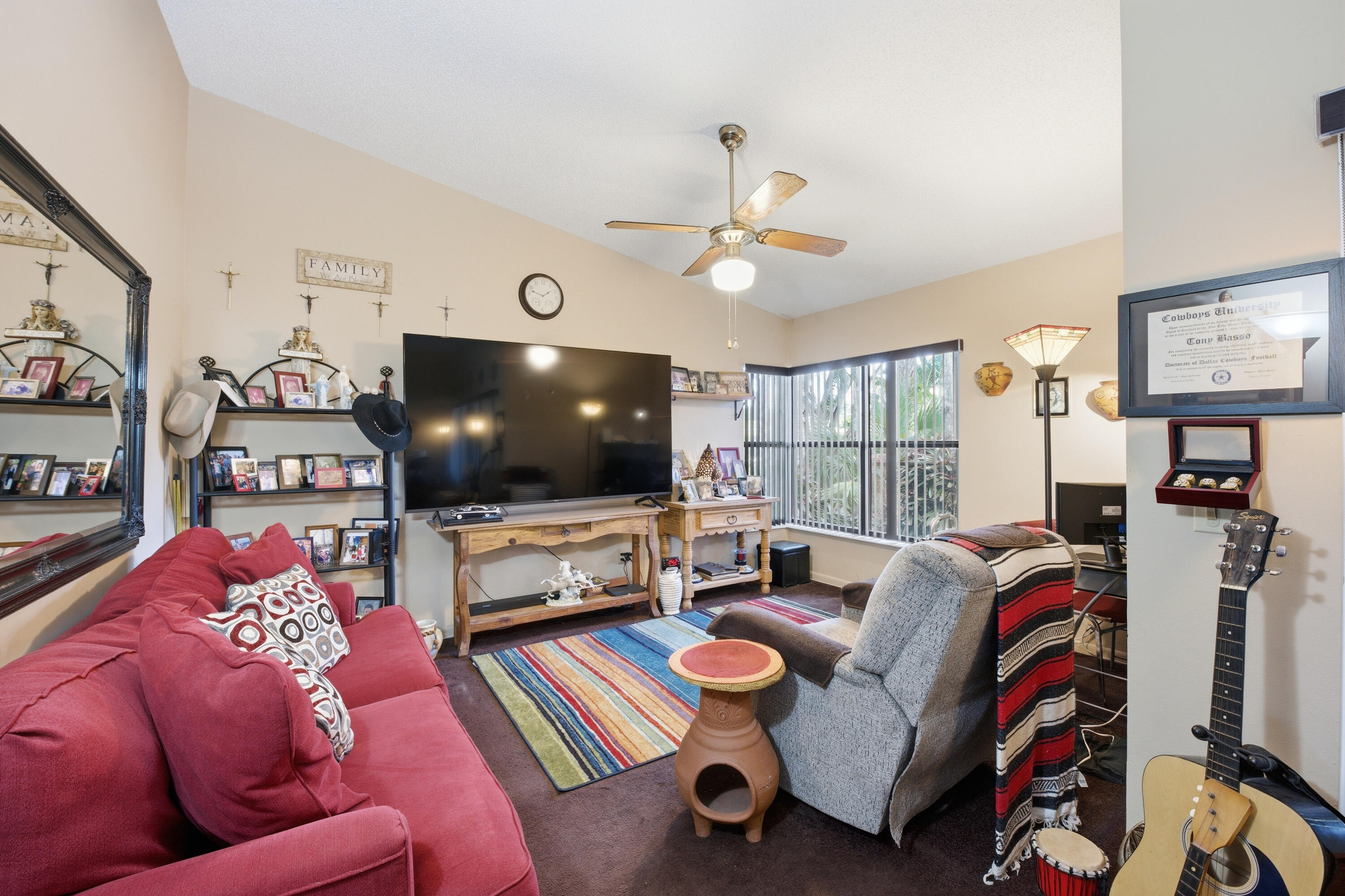 MEED RACQUET CLUB 4 - Residential