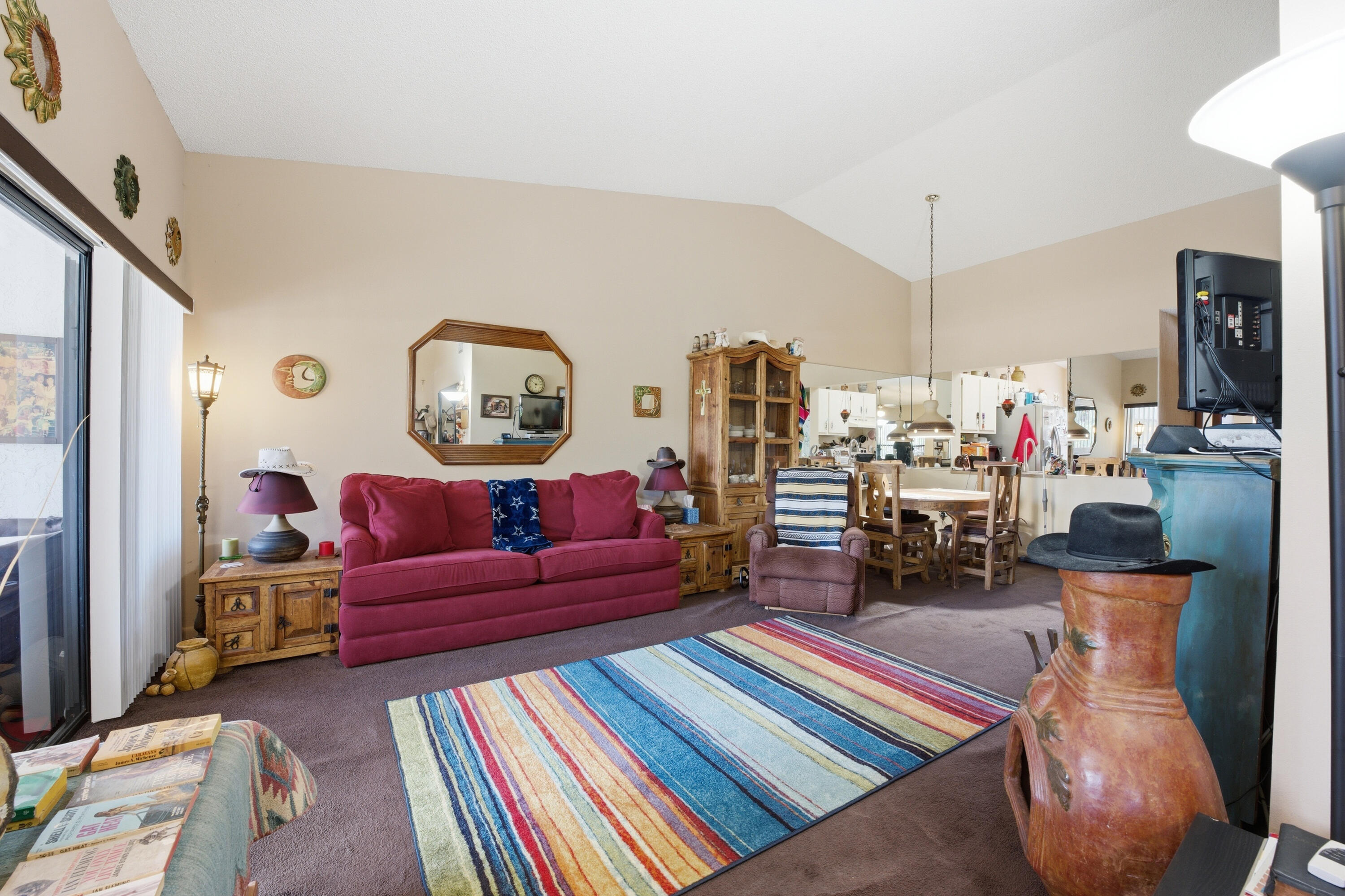 MEED RACQUET CLUB 4 - Residential