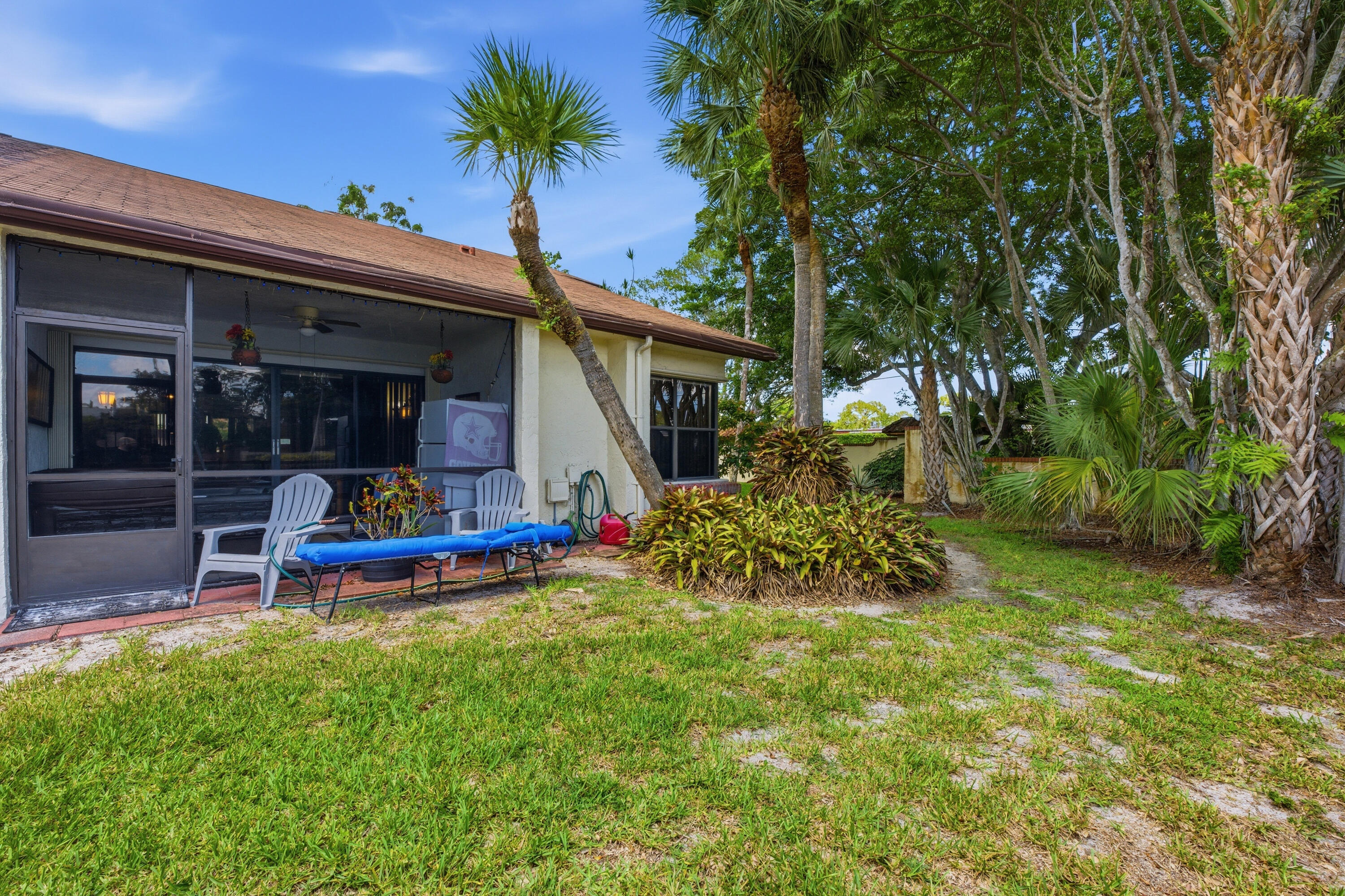 MEED RACQUET CLUB 4 - Residential