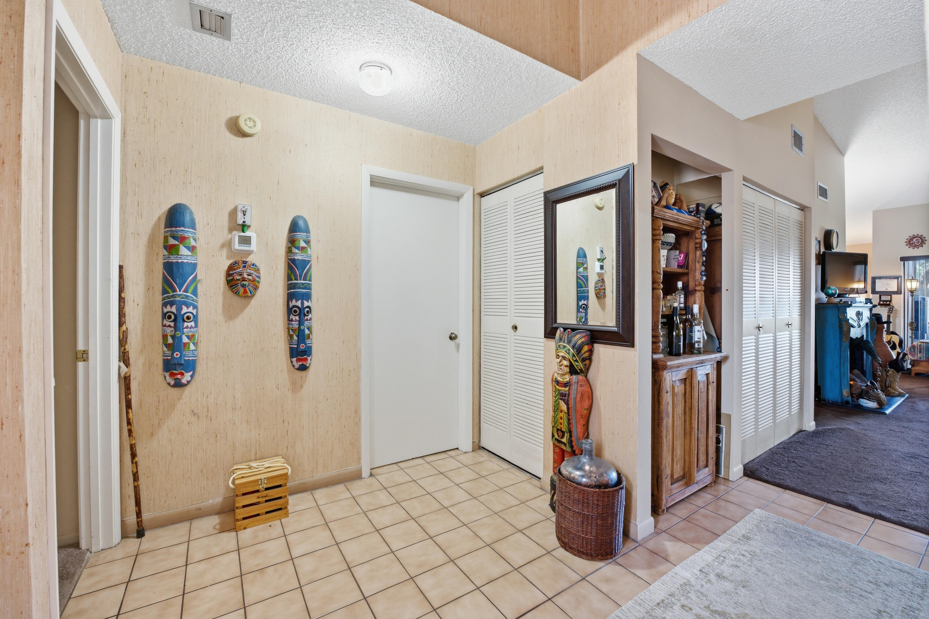 MEED RACQUET CLUB 4 - Residential