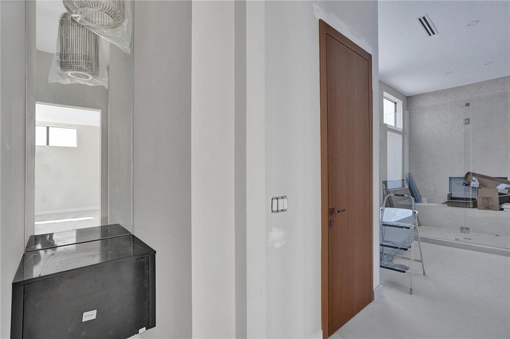 Coral Ridge - Residential