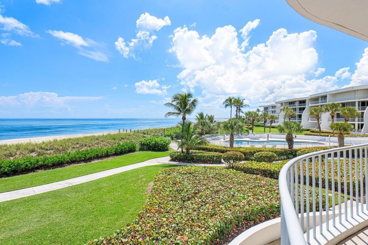 SAILFISH POINT - Residential
