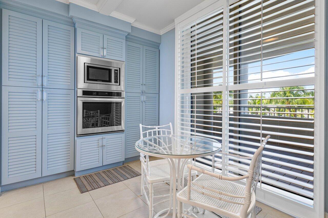 SAILFISH POINT - Residential