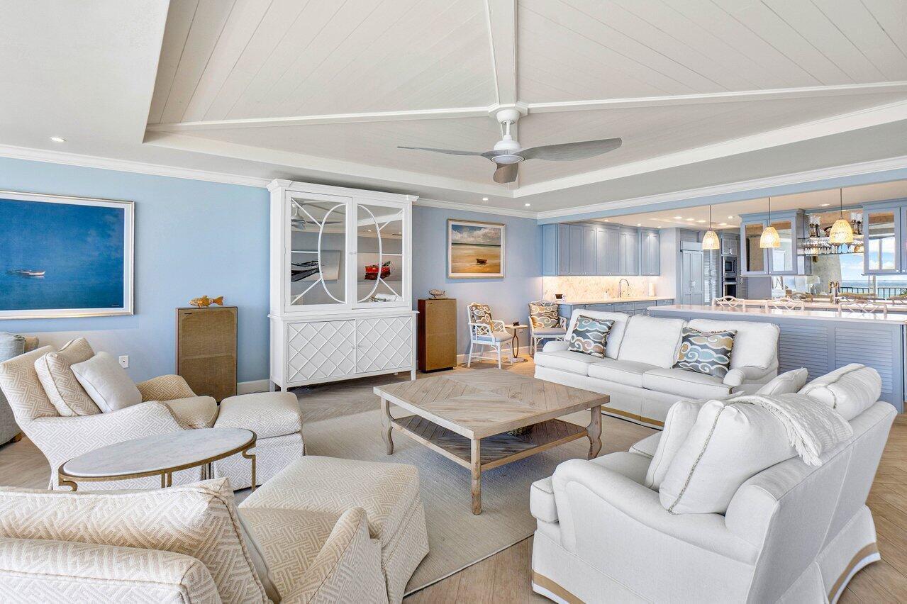 SAILFISH POINT - Residential