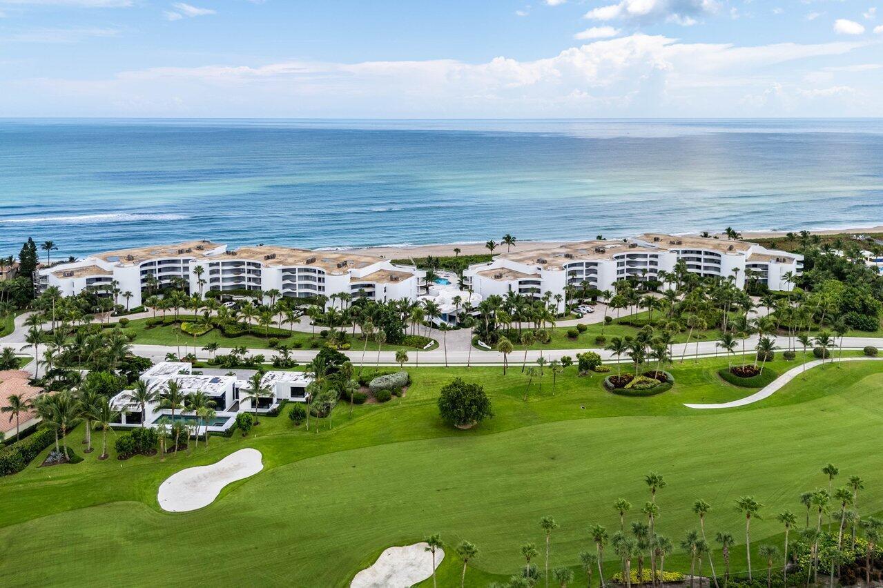 SAILFISH POINT - Residential