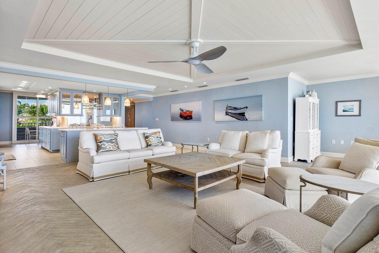 SAILFISH POINT - Residential