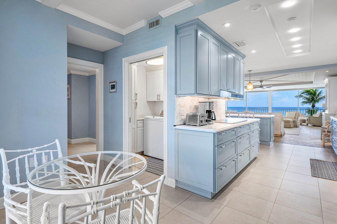 SAILFISH POINT - Residential
