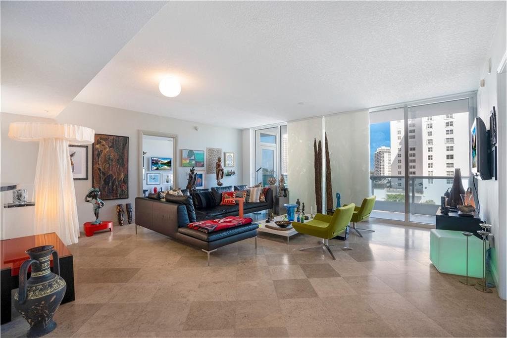 La Rive - Residential
