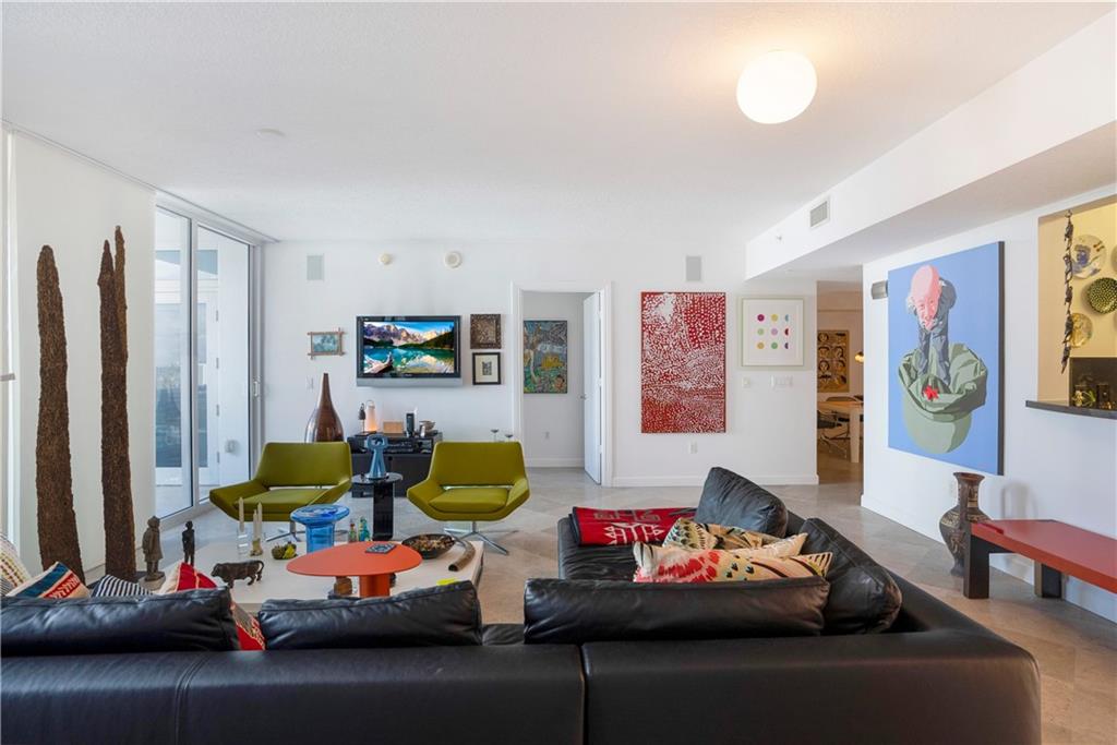 La Rive - Residential