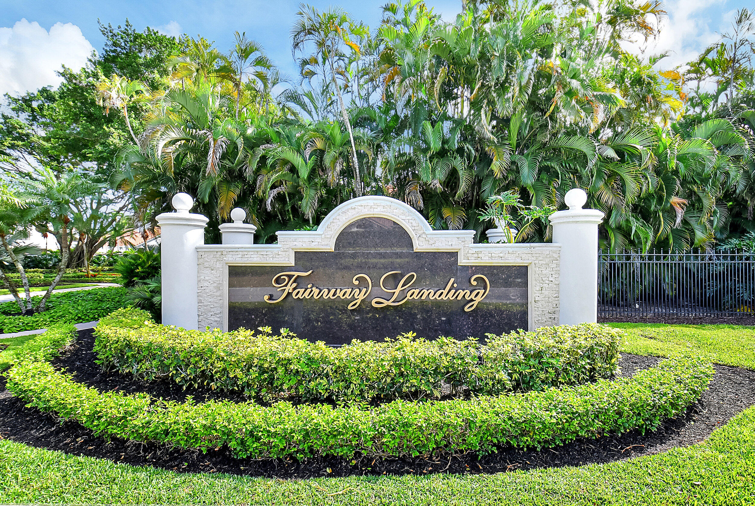 FAIRWAY LANDING - Residential