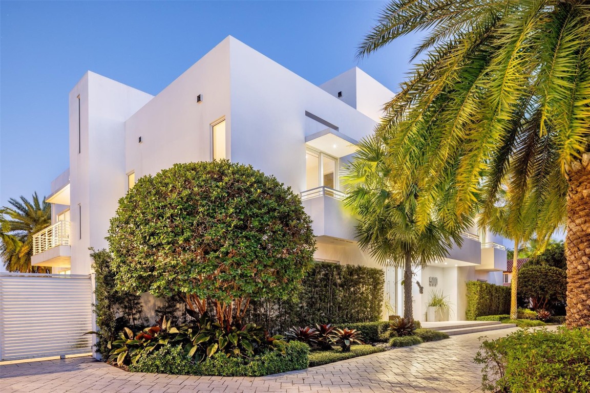 VENICE RESUB IN BLKS 3&4 - Residential