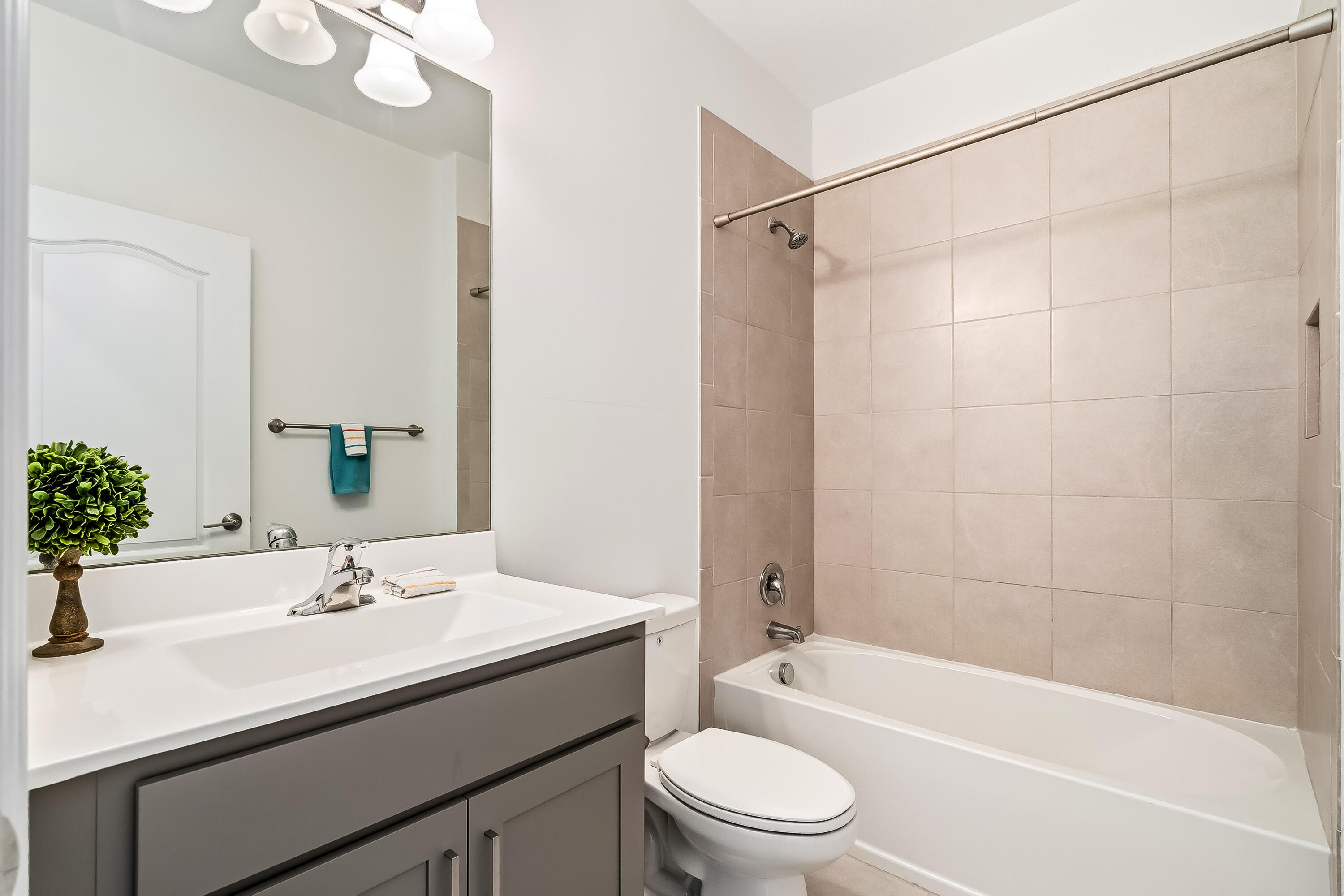 FLAVOR PICT TOWNHOMES PUD REPLAT - Residential