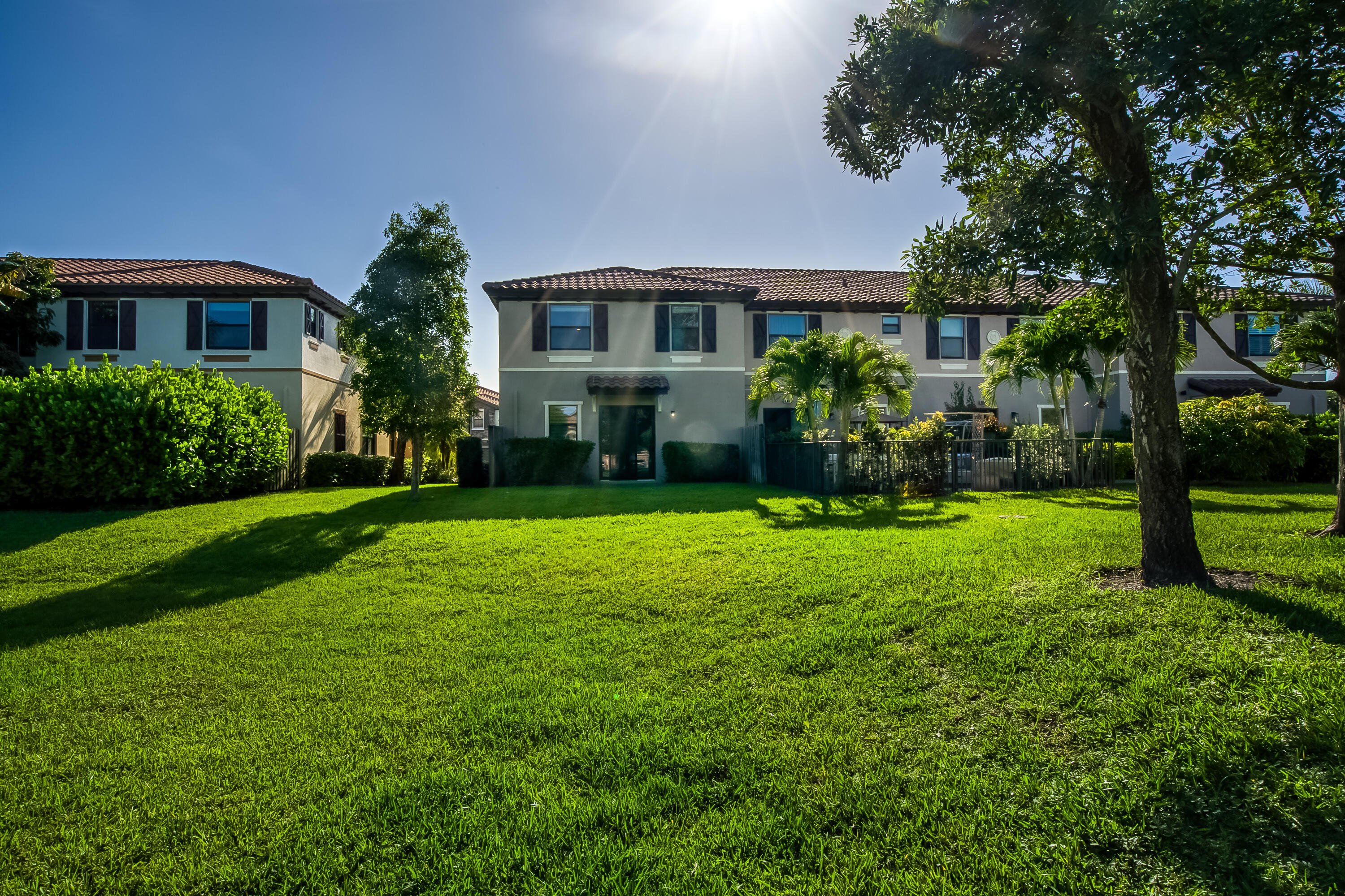 FLAVOR PICT TOWNHOMES PUD REPLAT - Residential