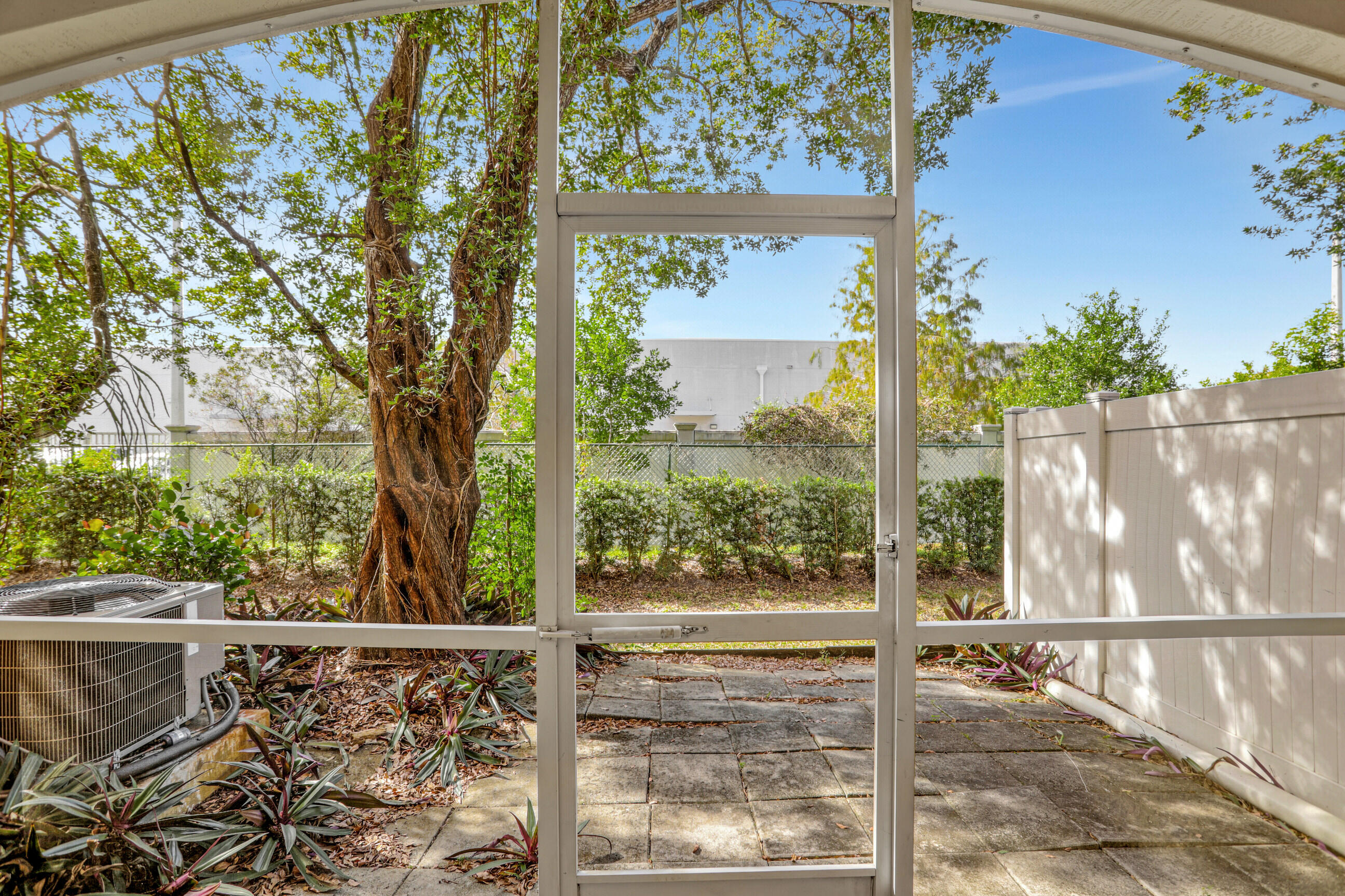 CATALINA PLACE - Residential Lease
