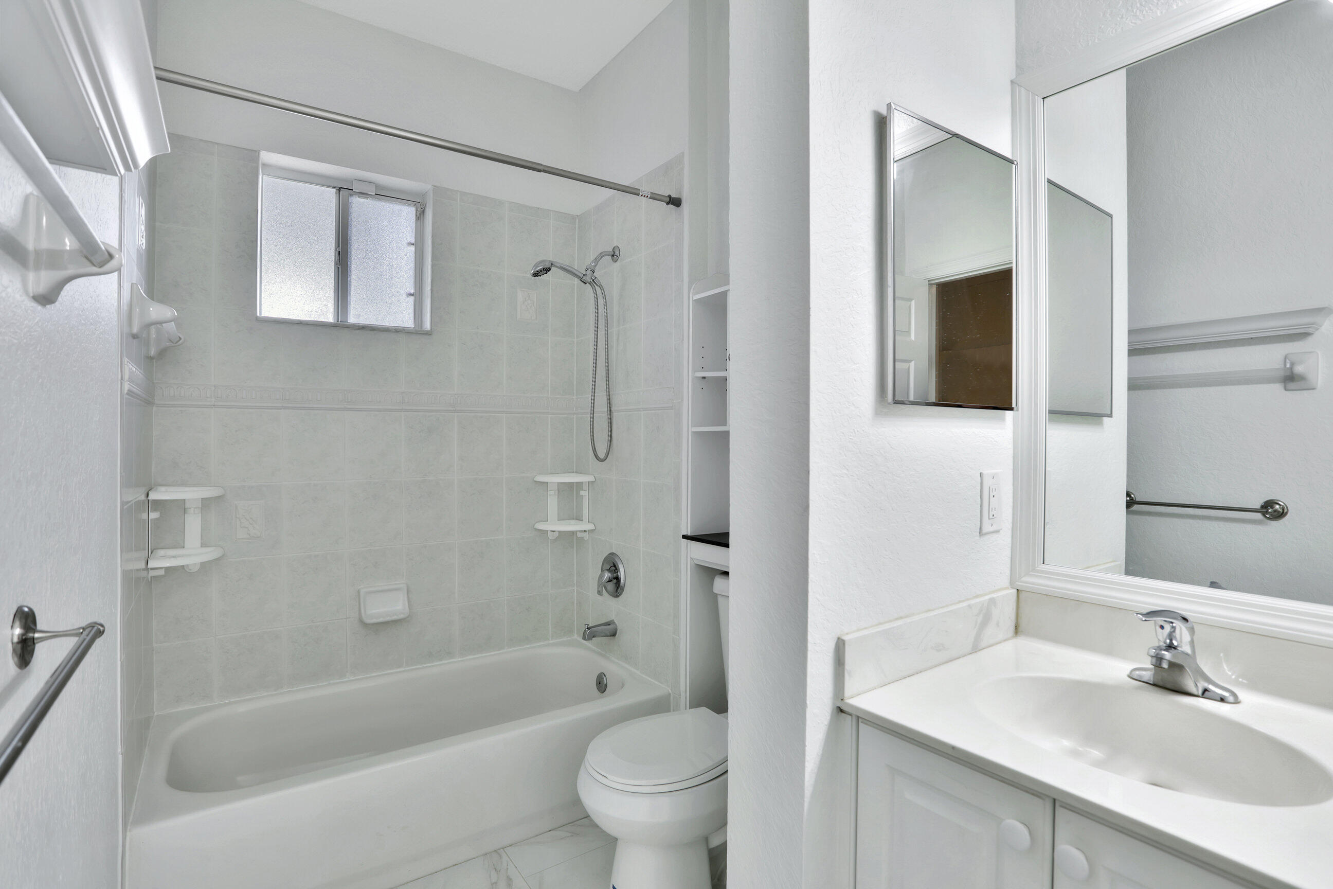 CATALINA PLACE - Residential Lease