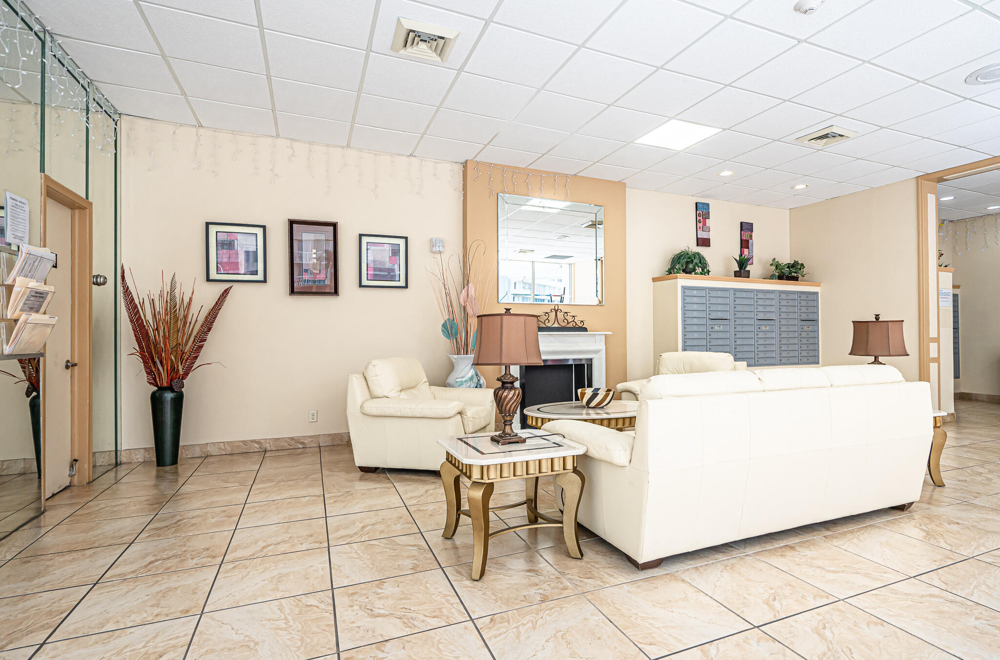 IMPERIAL TOWERS NORTH CONDO - Residential Lease