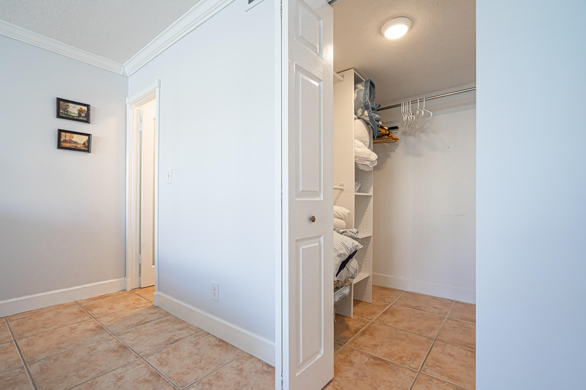IMPERIAL TOWERS NORTH CONDO - Residential Lease