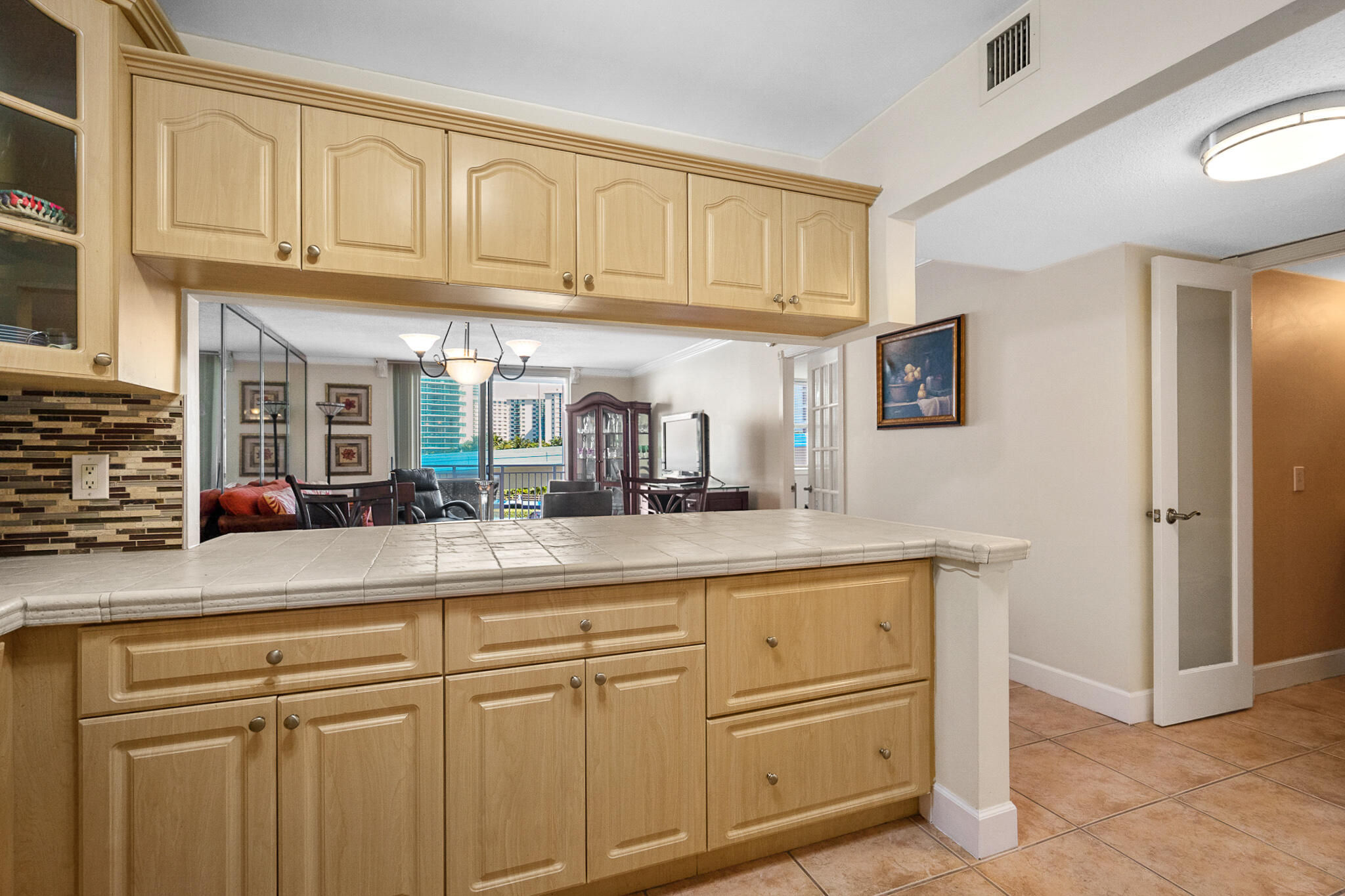 IMPERIAL TOWERS NORTH CONDO - Residential Lease