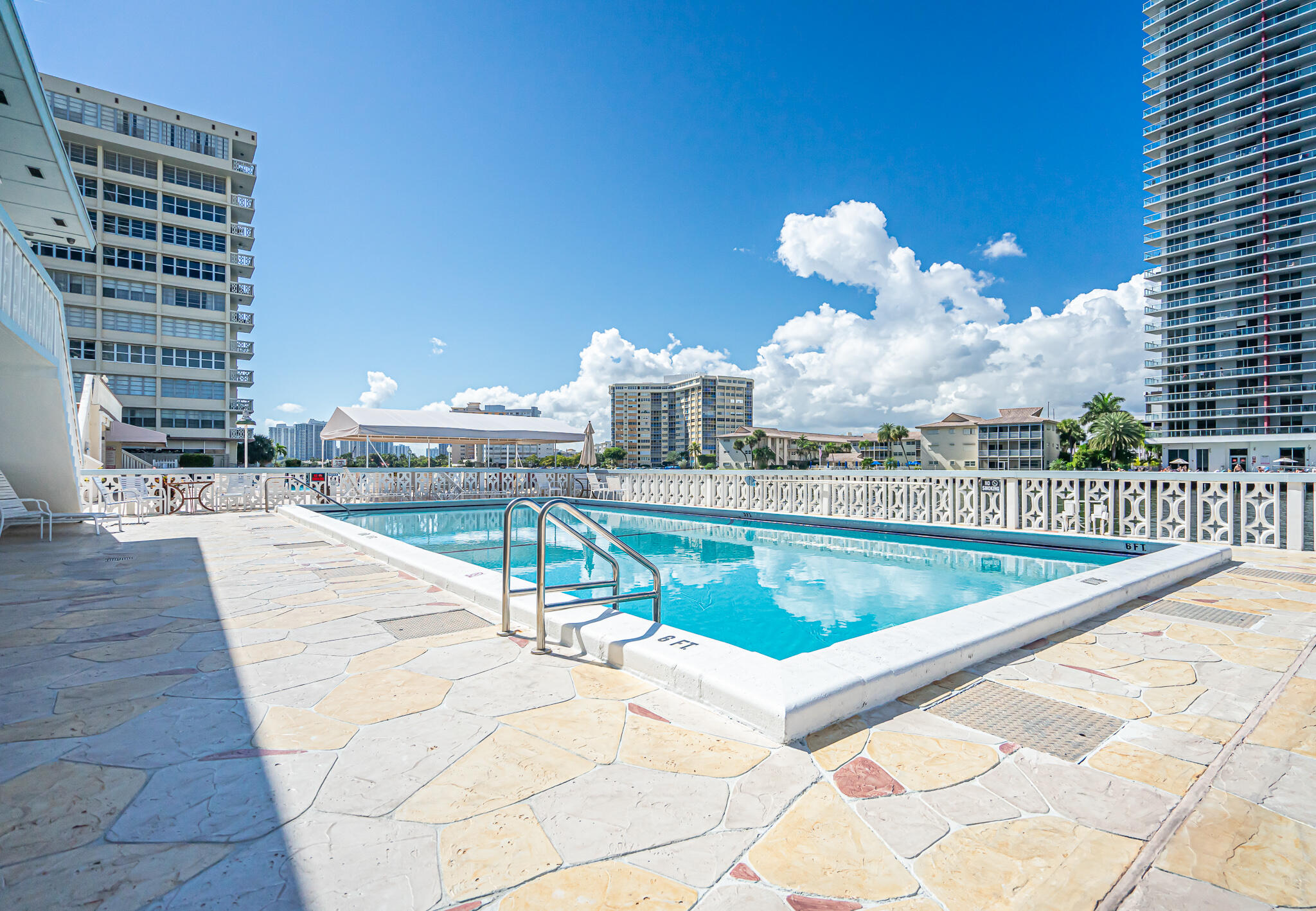 IMPERIAL TOWERS NORTH CONDO - Residential Lease