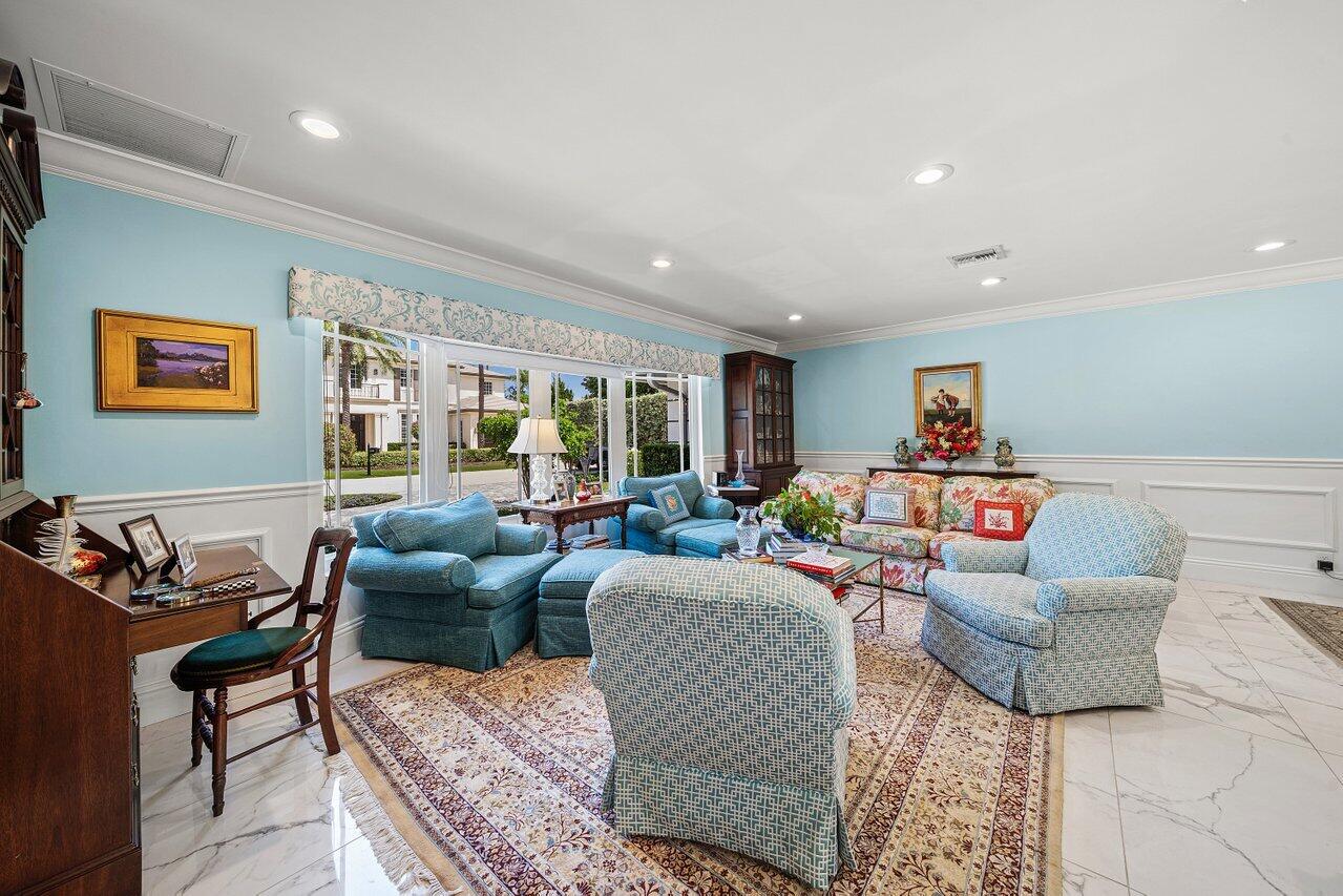 ROYAL PALM YACHT & COUNTRY CLUB - Residential