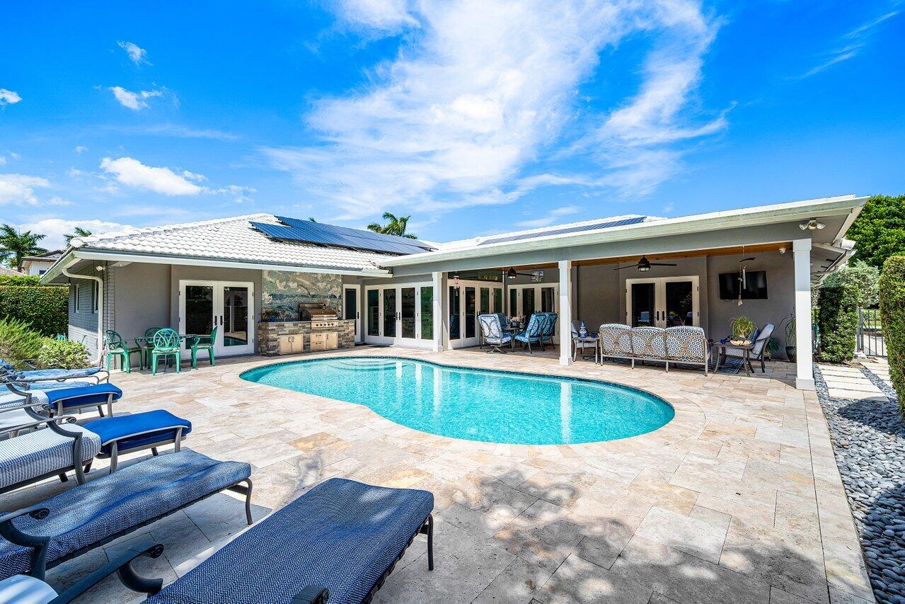 ROYAL PALM YACHT & COUNTRY CLUB - Residential