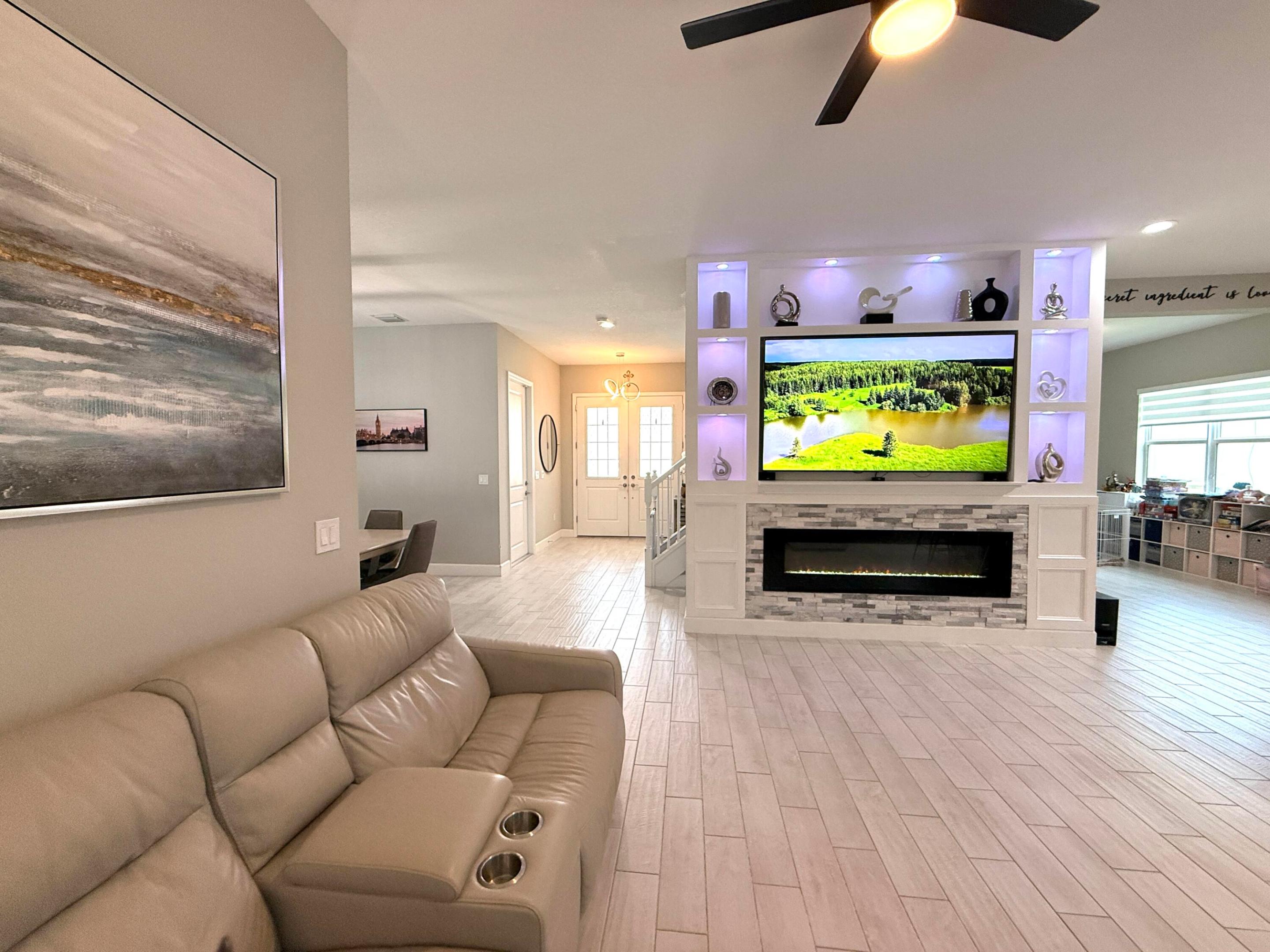 GROVES OF WESTLAKE - Residential