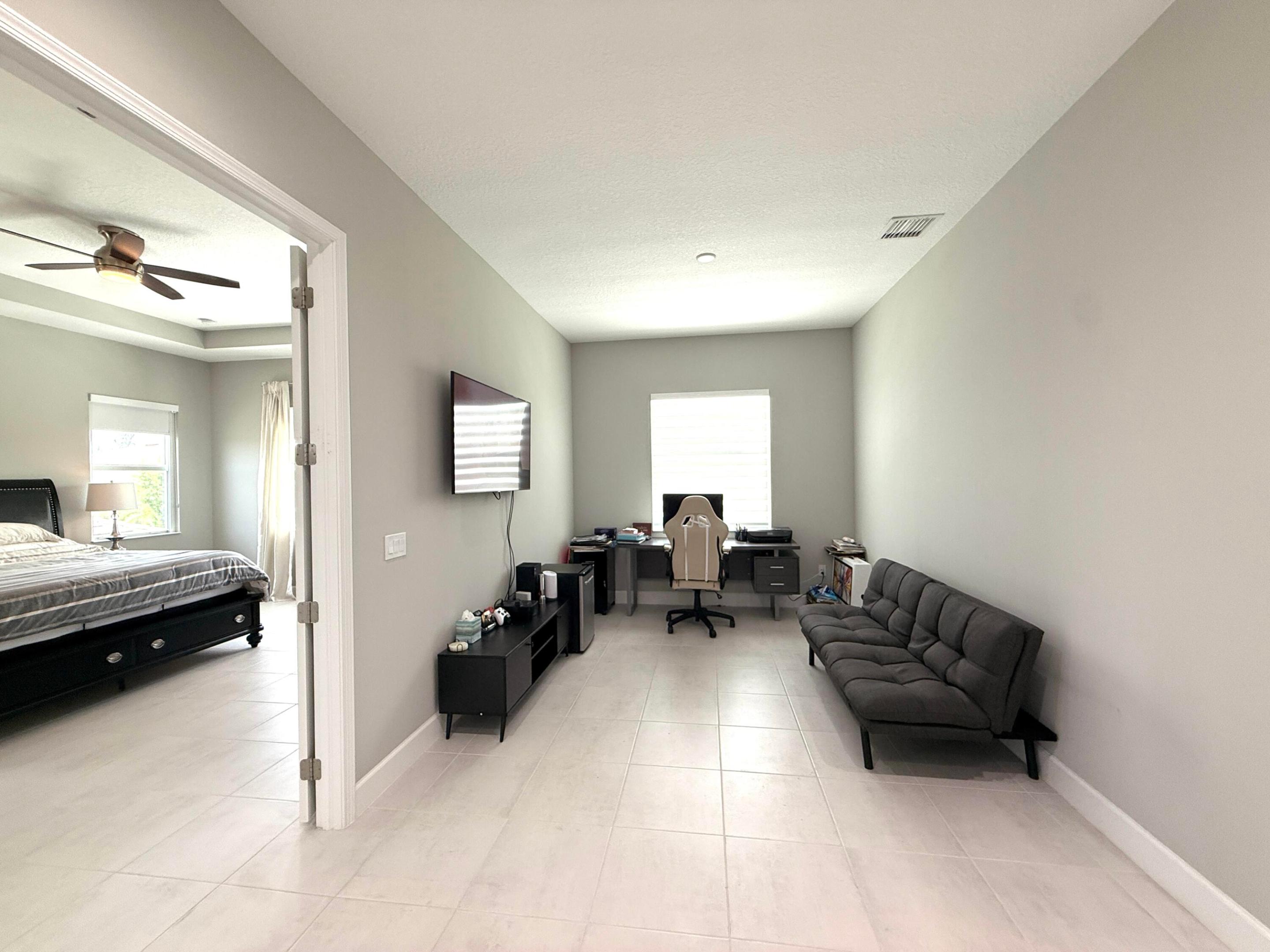 GROVES OF WESTLAKE - Residential