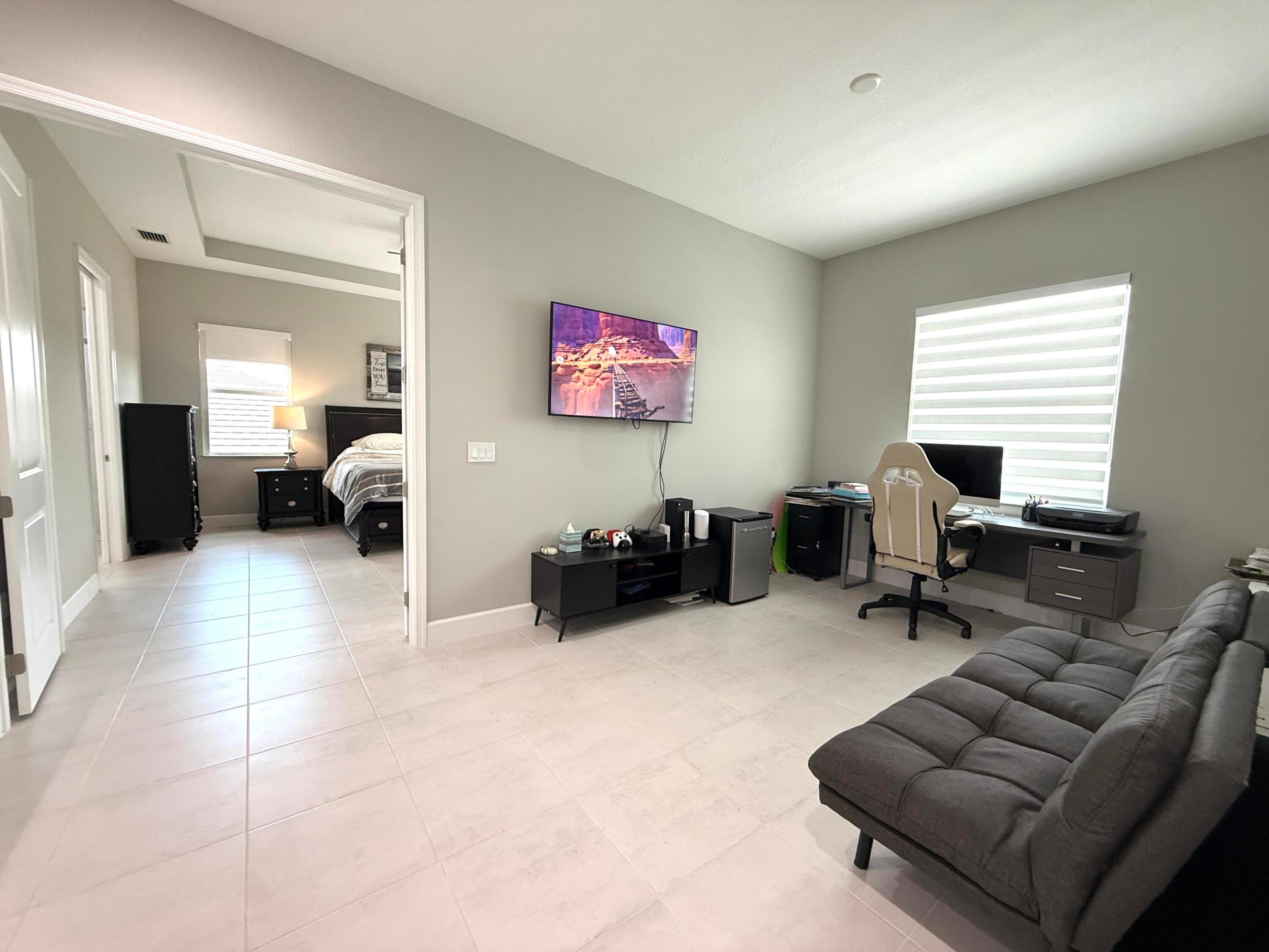 GROVES OF WESTLAKE - Residential
