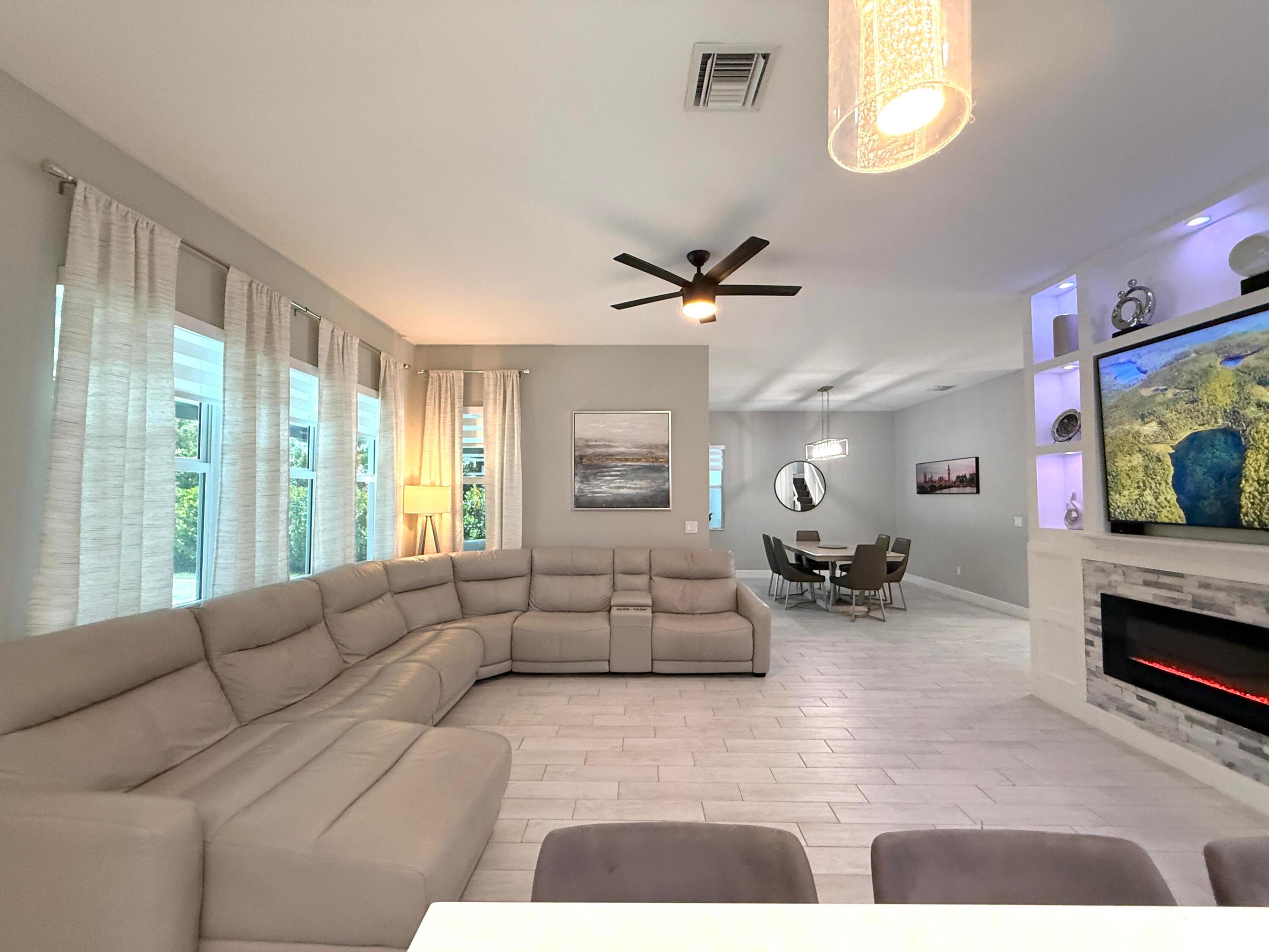 GROVES OF WESTLAKE - Residential