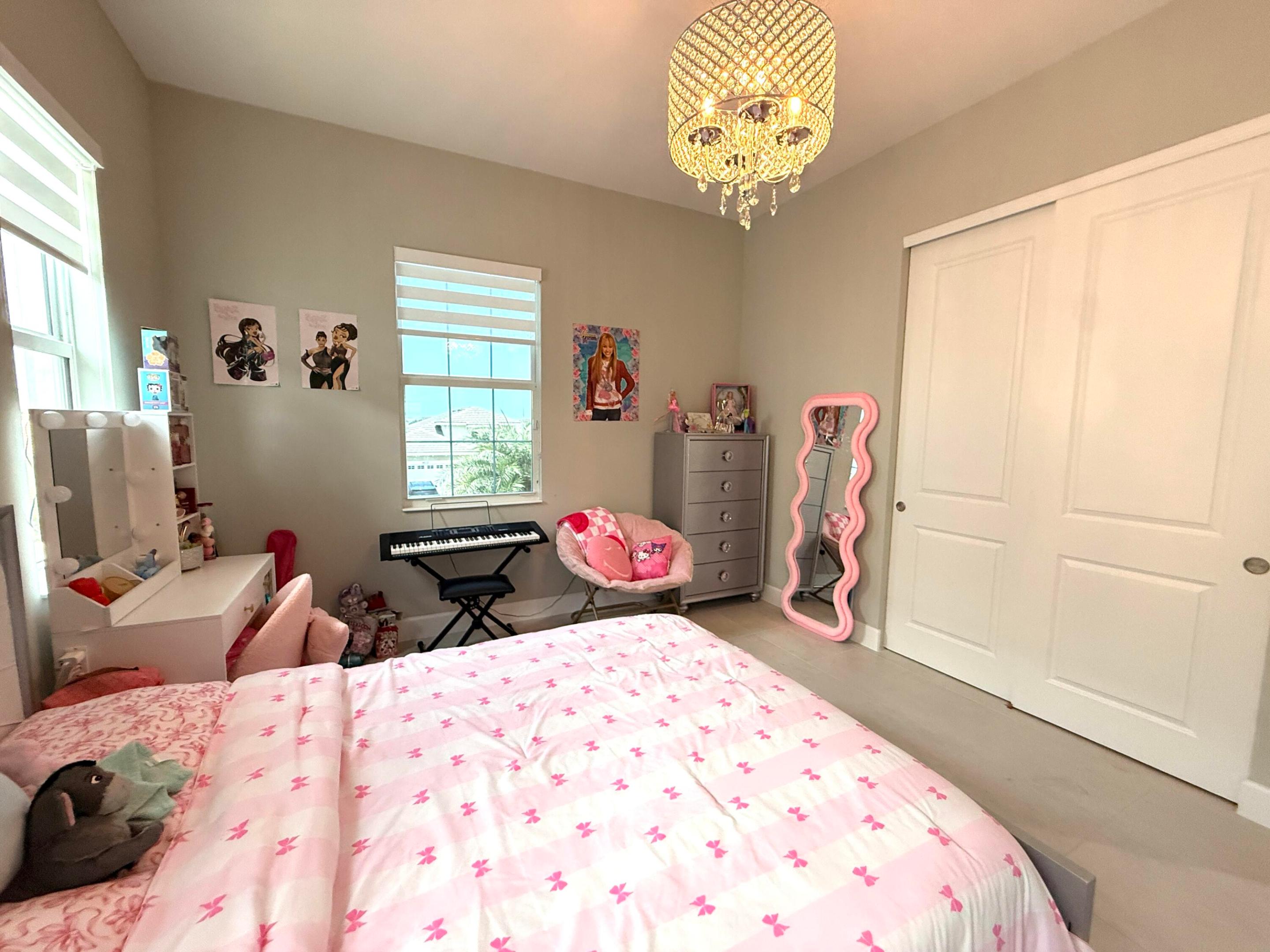 GROVES OF WESTLAKE - Residential