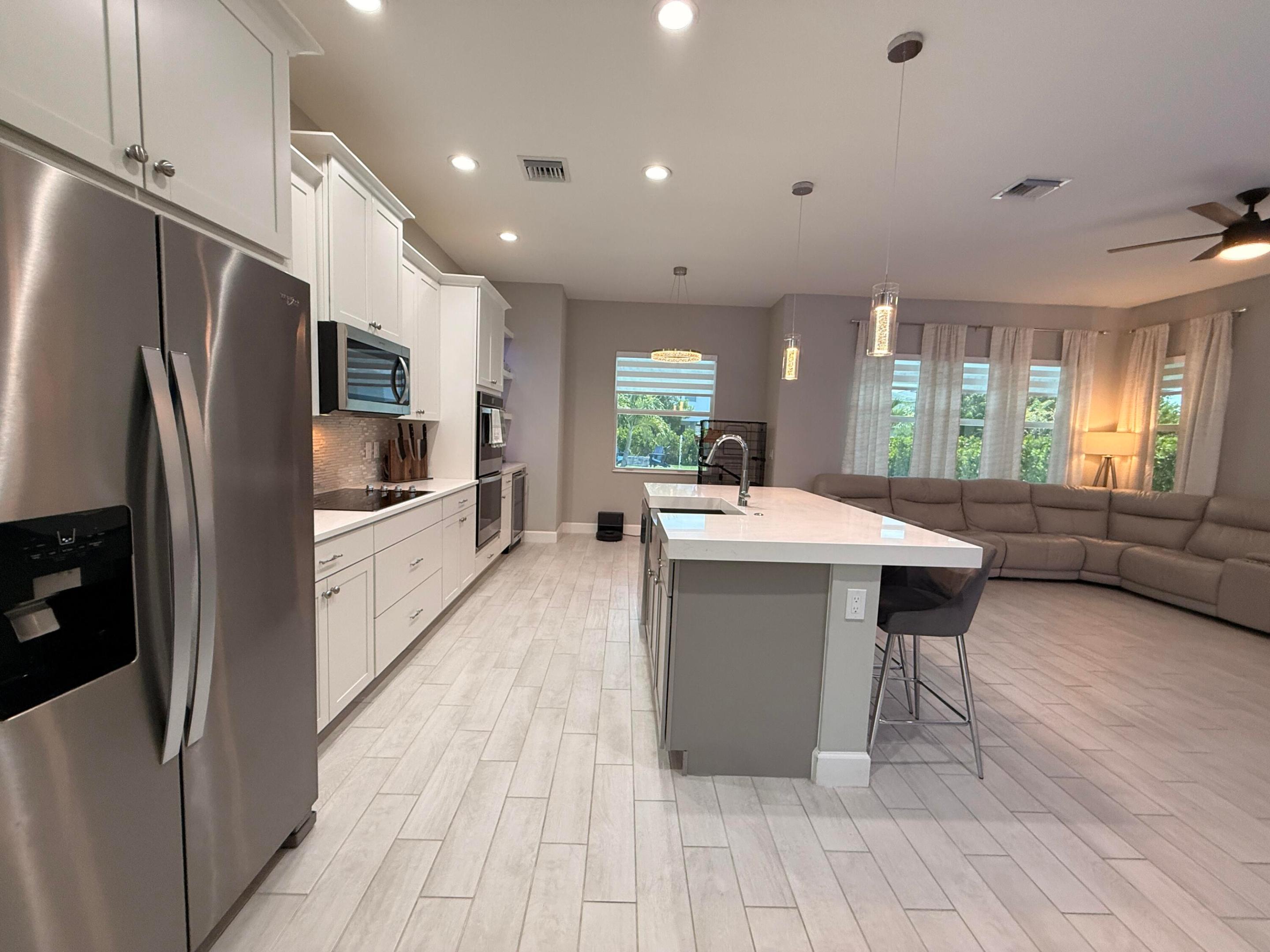 GROVES OF WESTLAKE - Residential