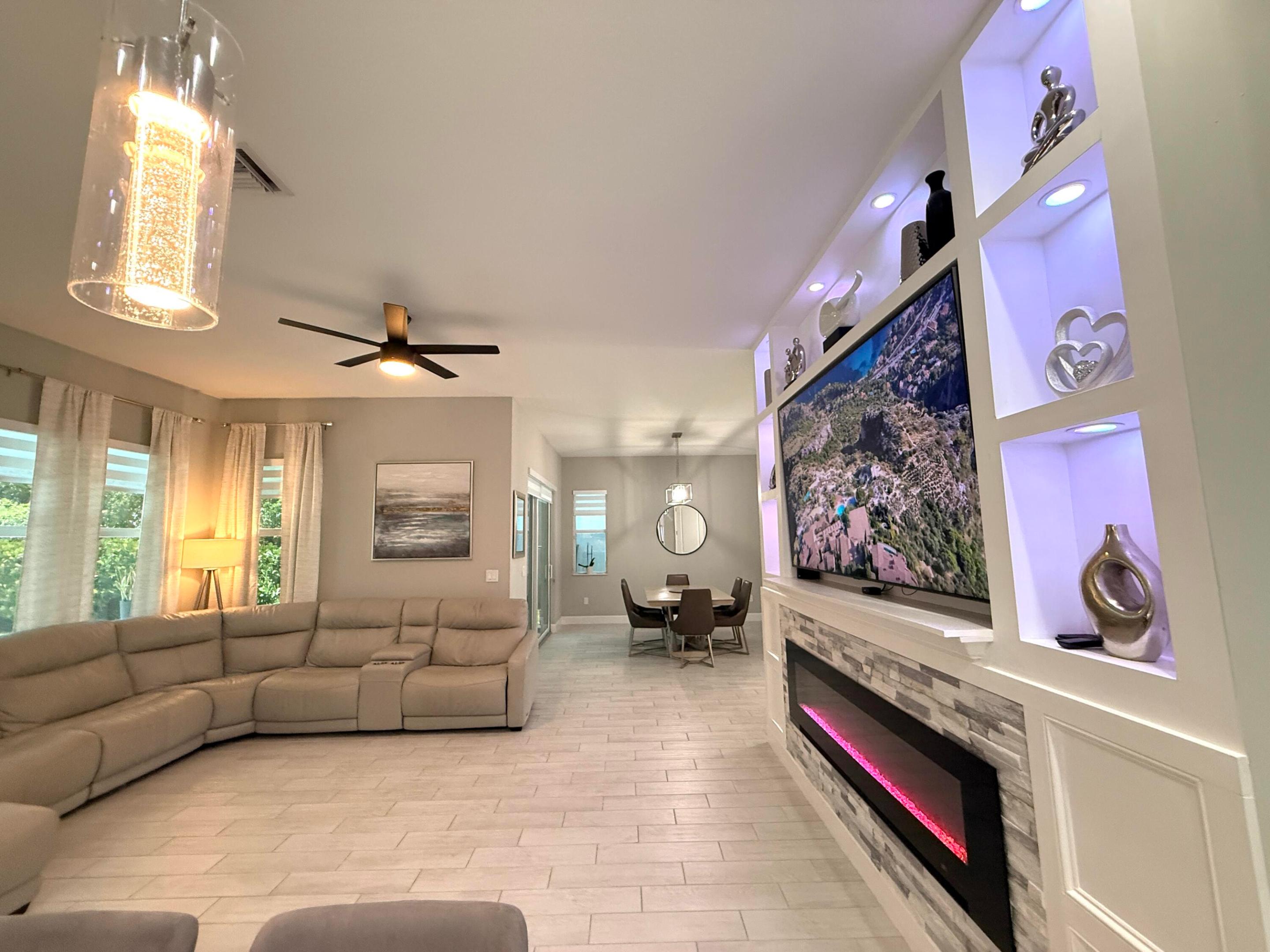 GROVES OF WESTLAKE - Residential