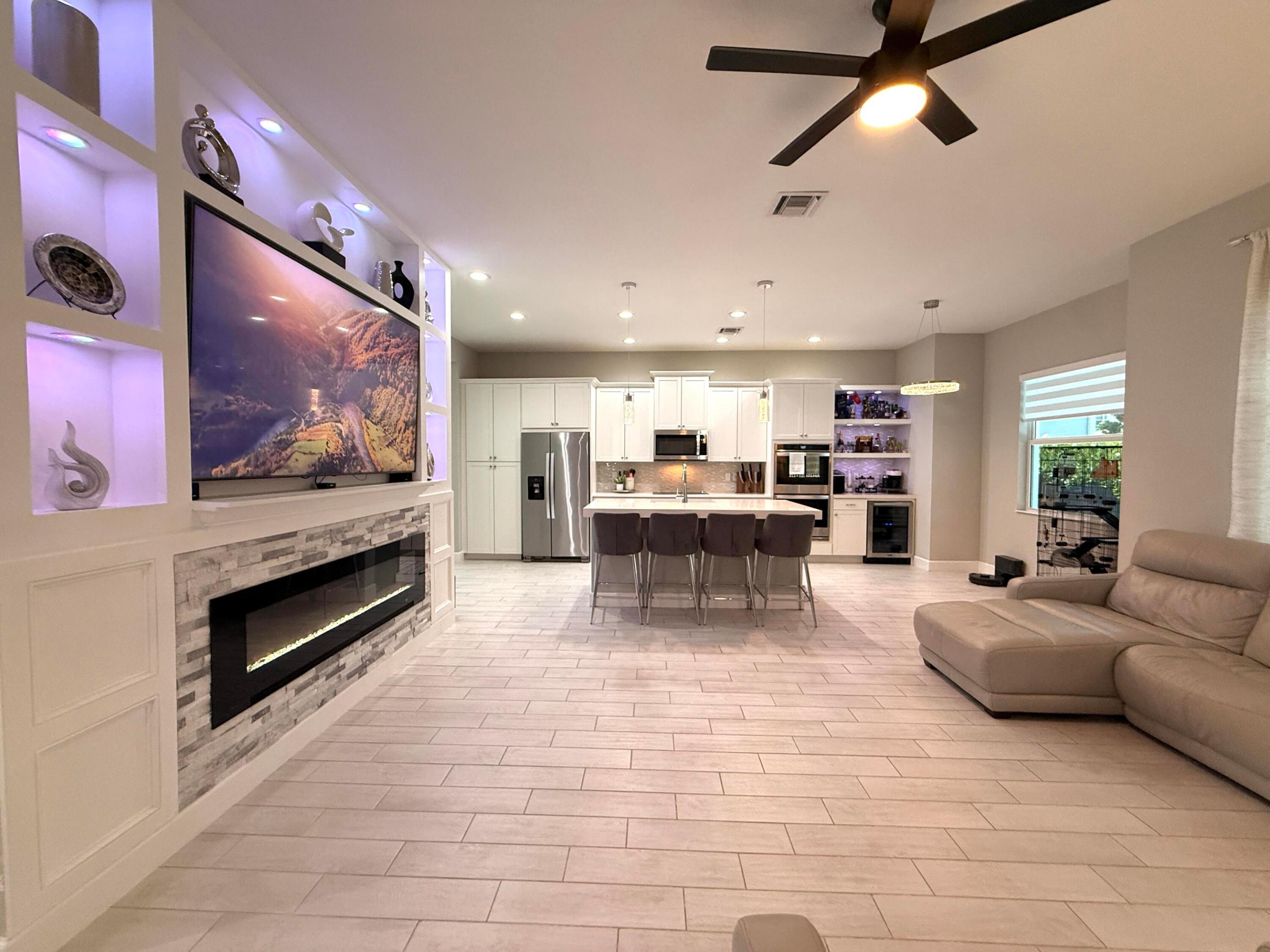 GROVES OF WESTLAKE - Residential