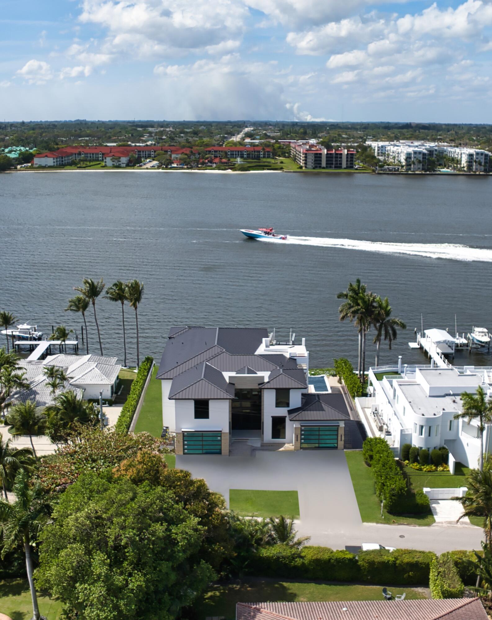 POINT MANALAPAN 3 - Residential