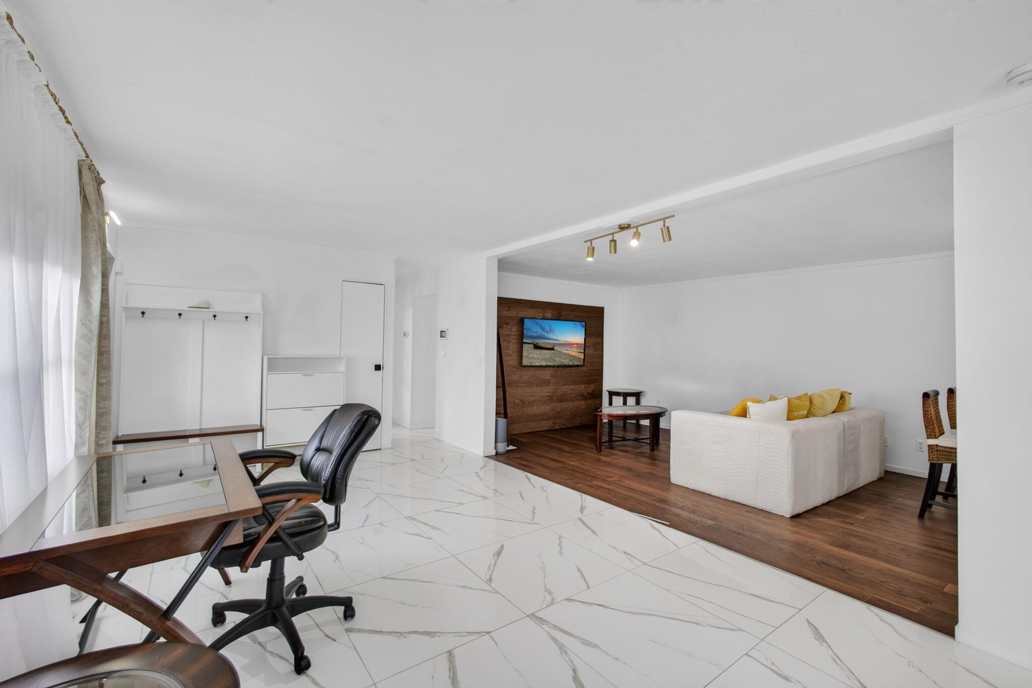 THE MEADOWS - Residential