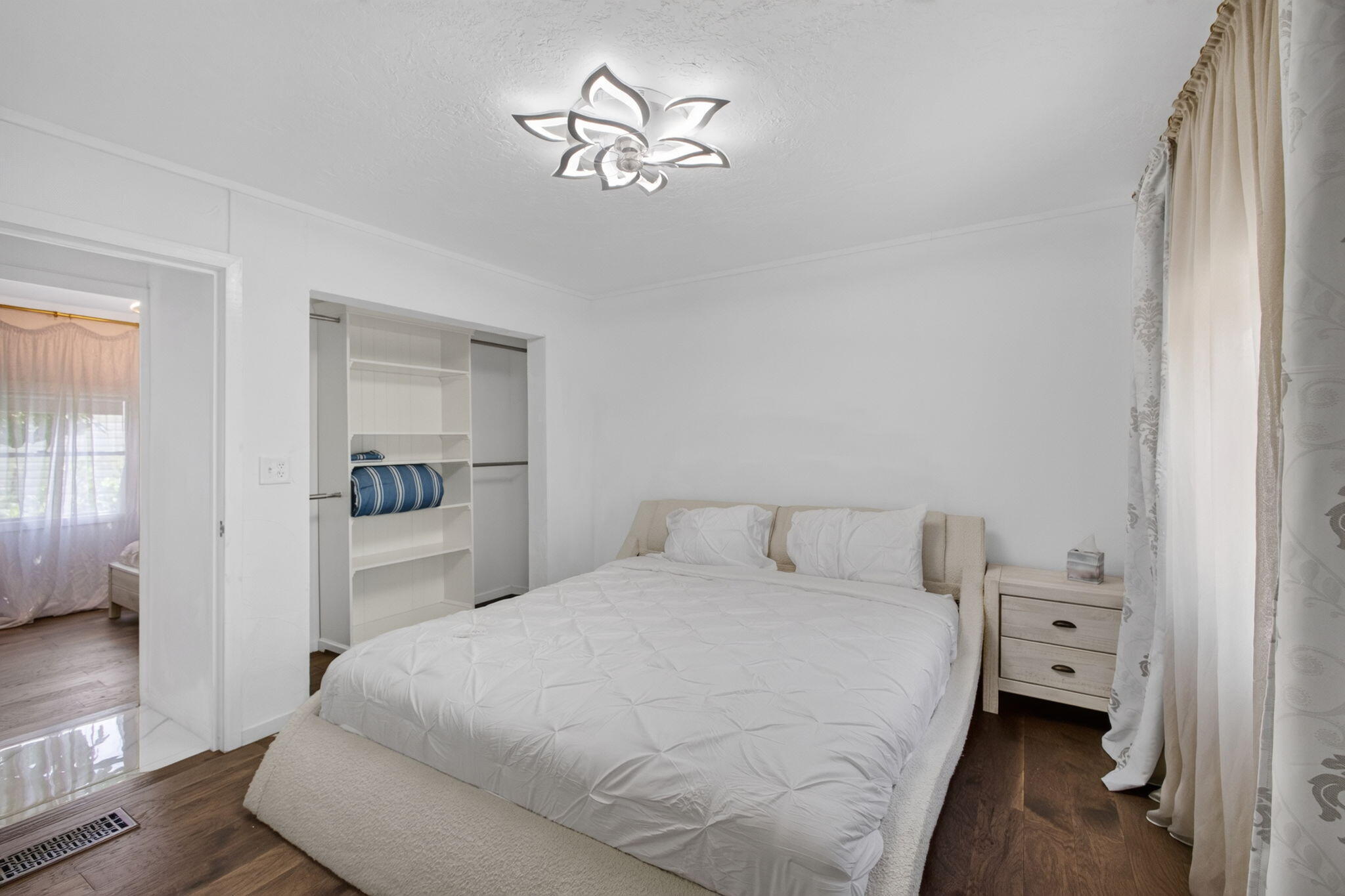 THE MEADOWS - Residential