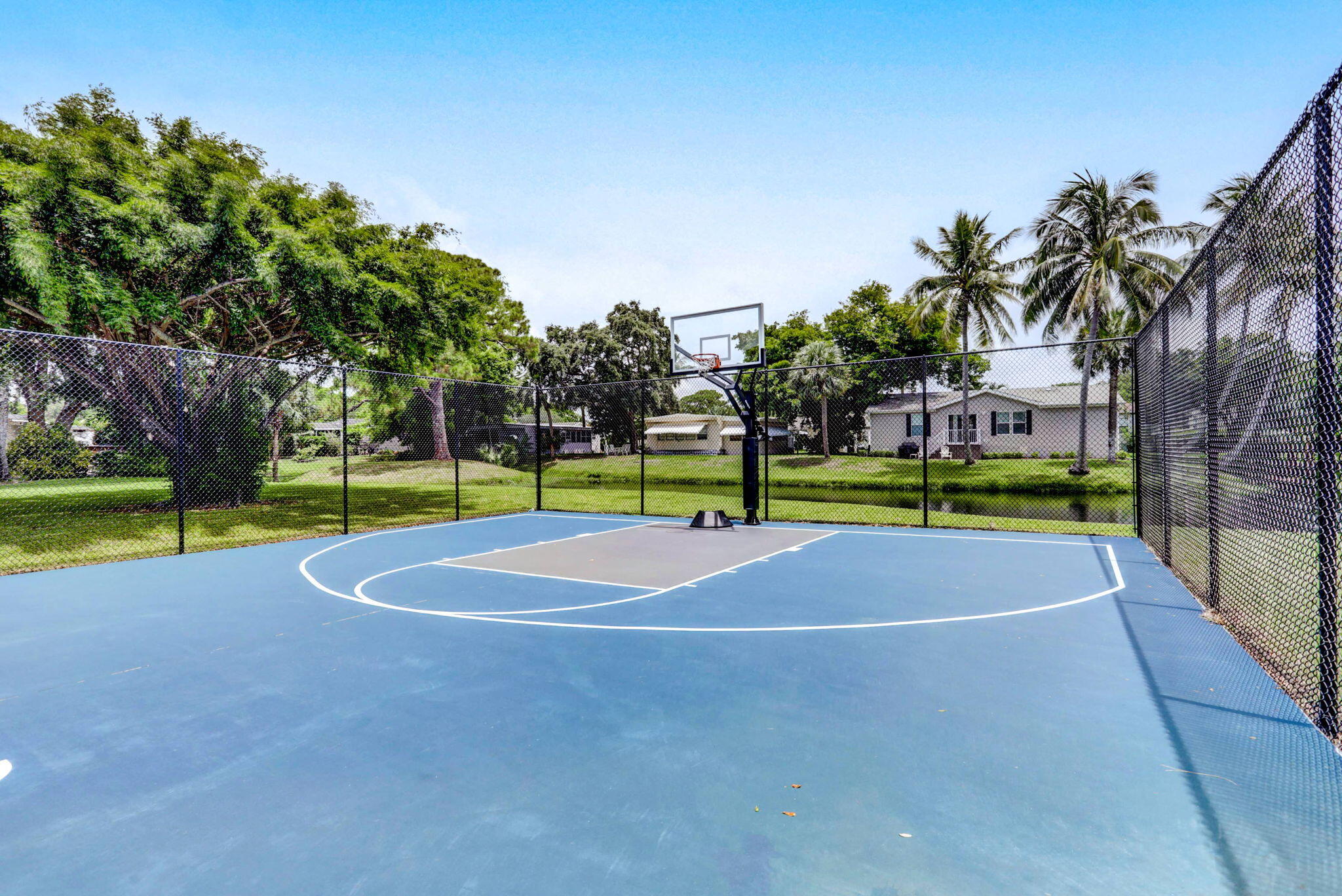 THE MEADOWS - Residential