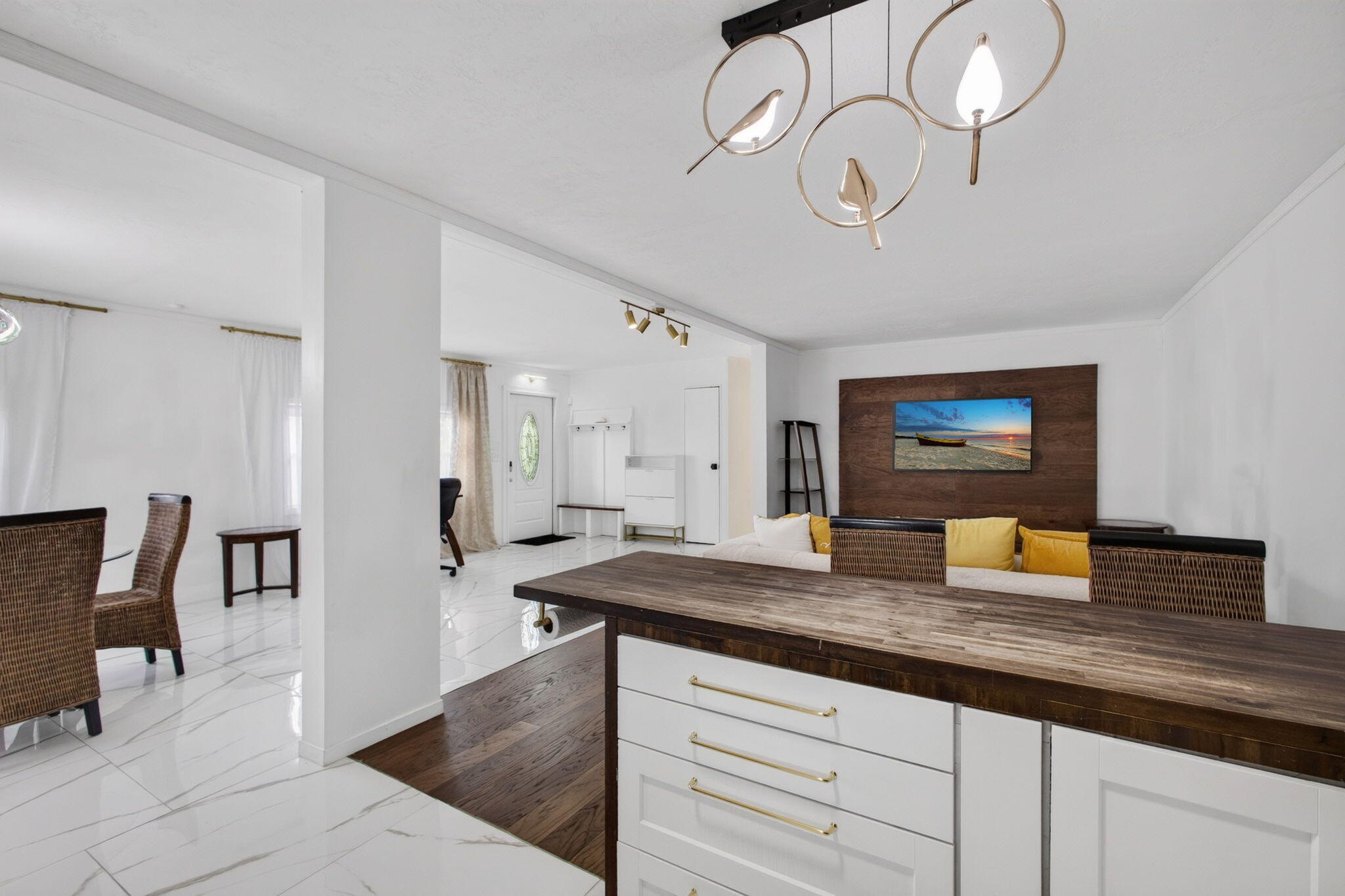 THE MEADOWS - Residential