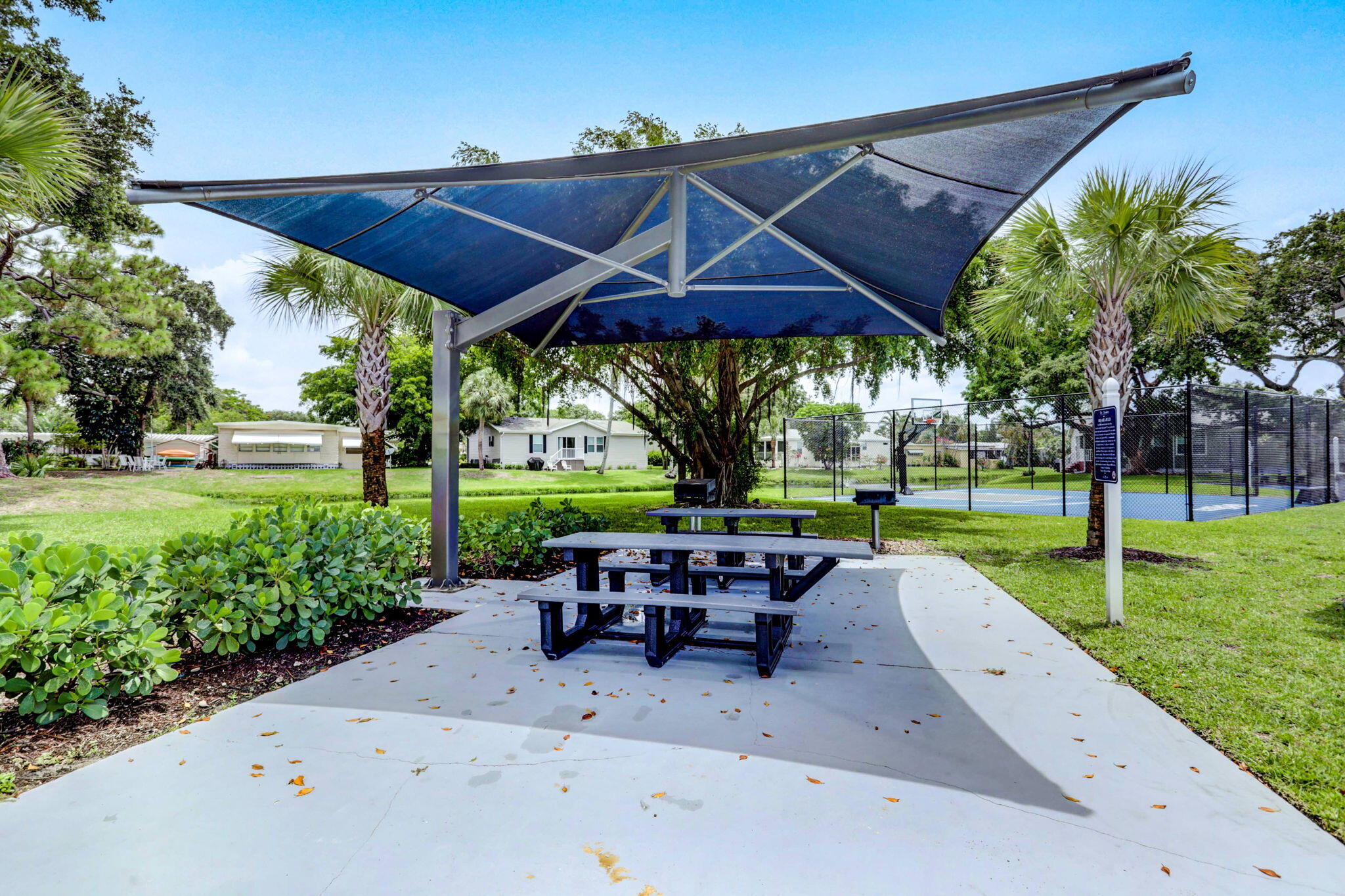 THE MEADOWS - Residential