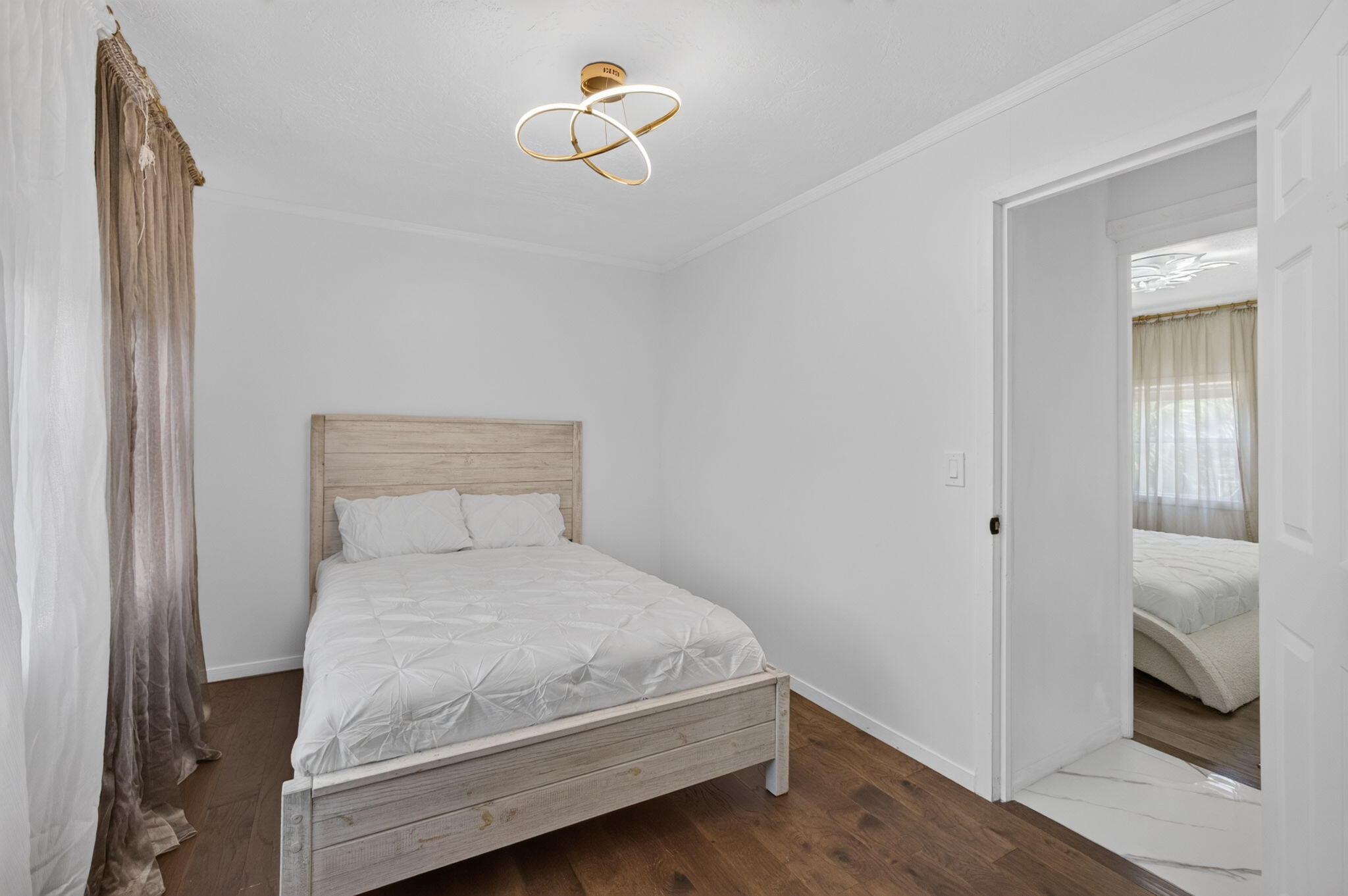 THE MEADOWS - Residential
