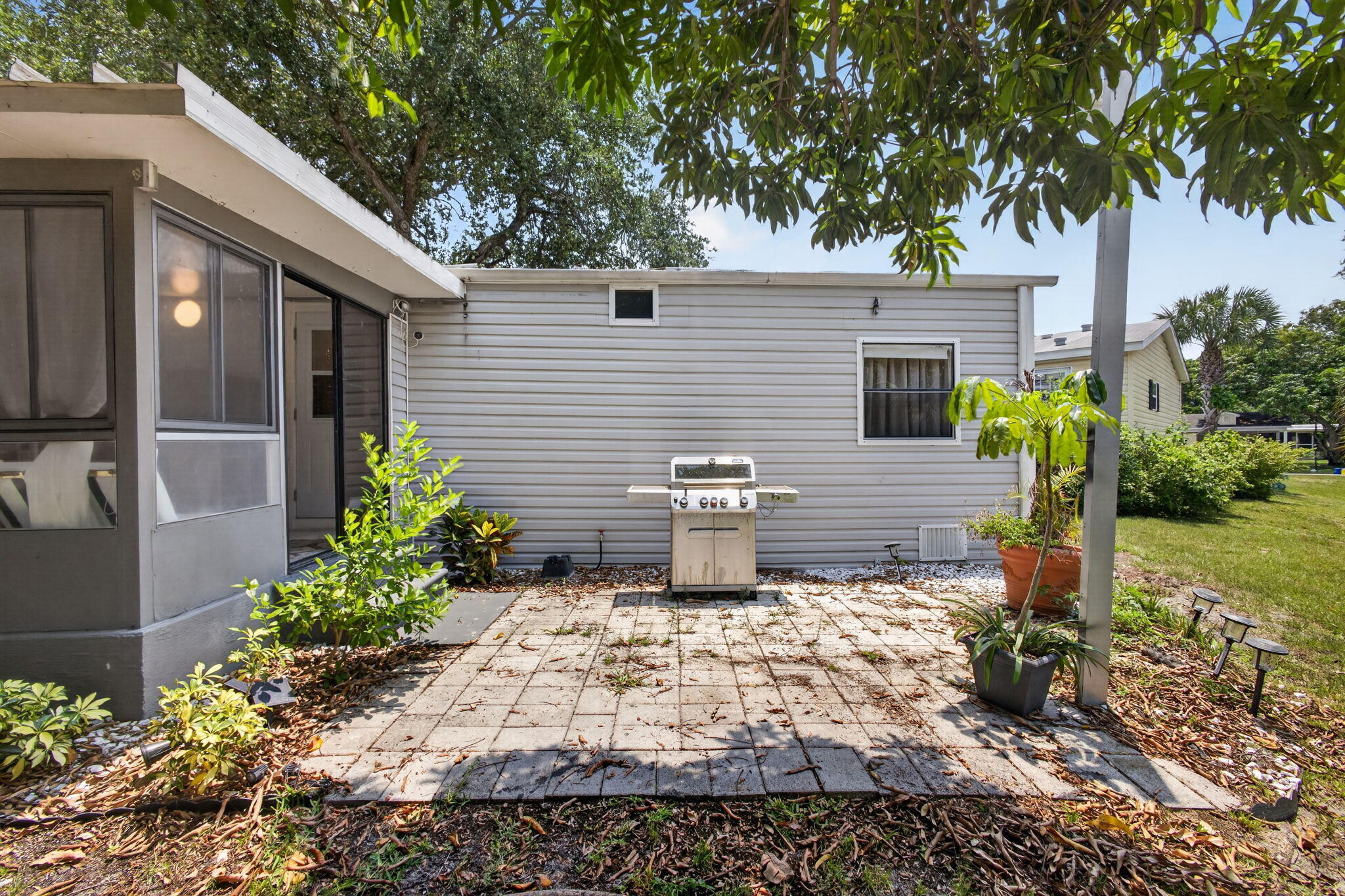THE MEADOWS - Residential