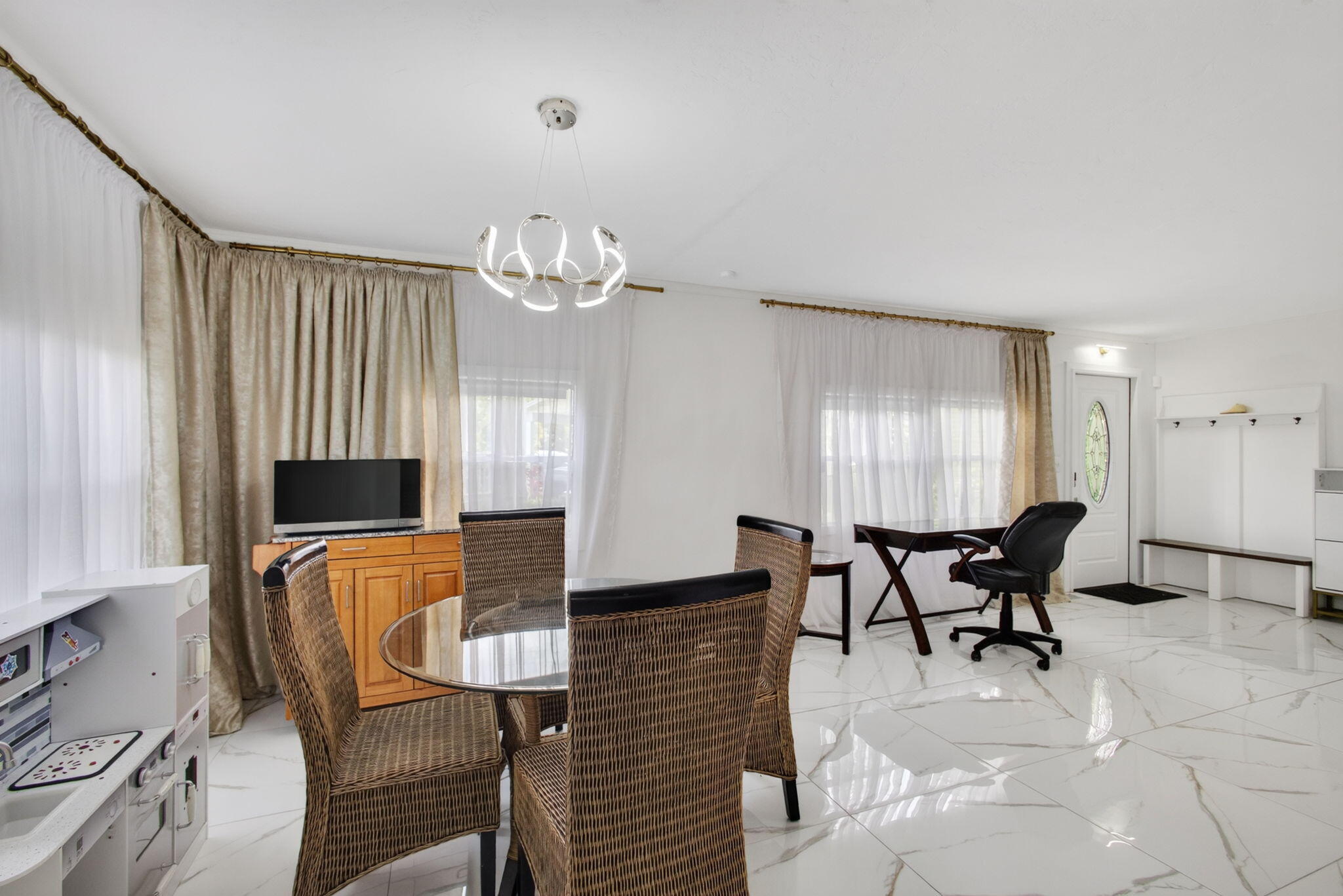THE MEADOWS - Residential