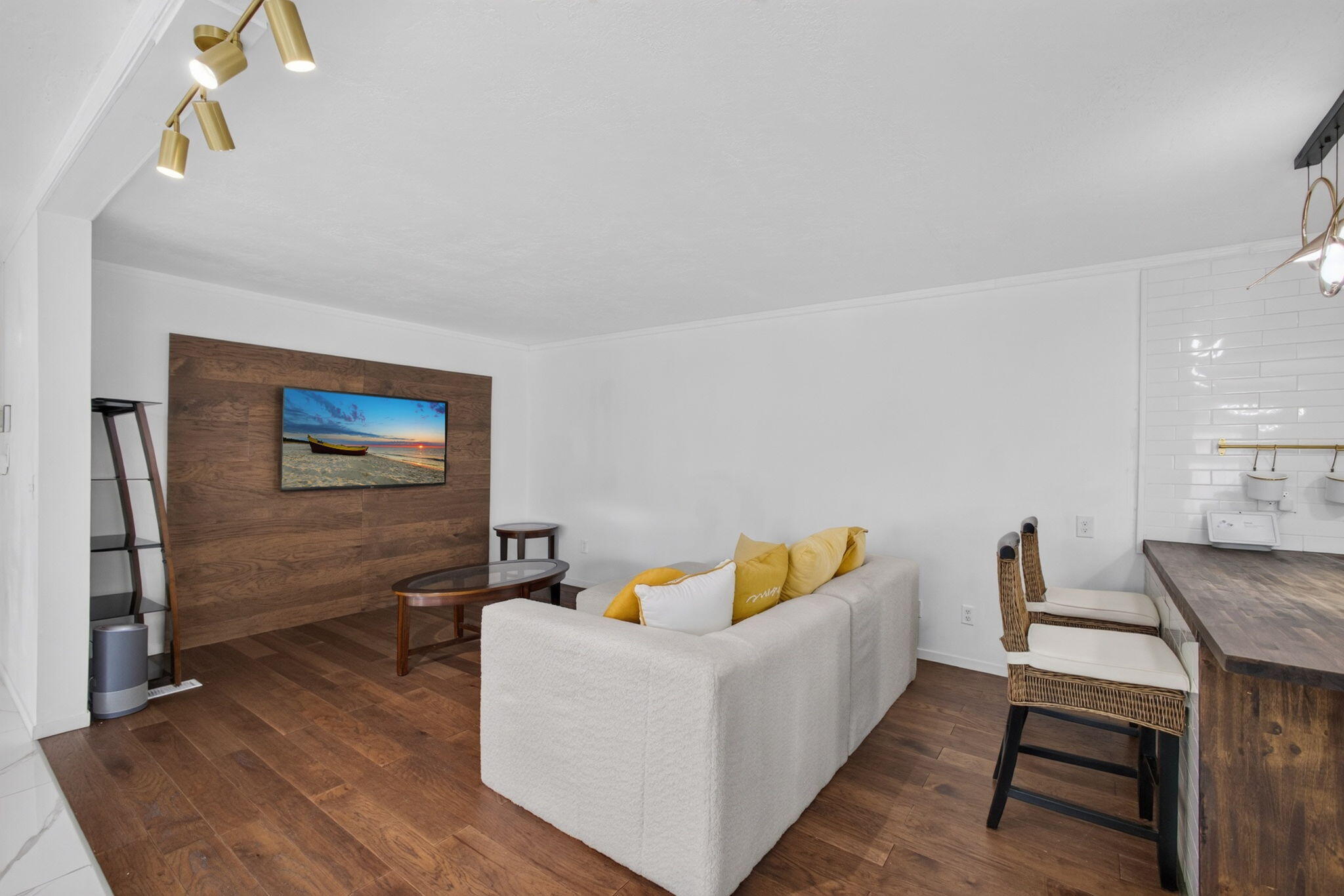 THE MEADOWS - Residential
